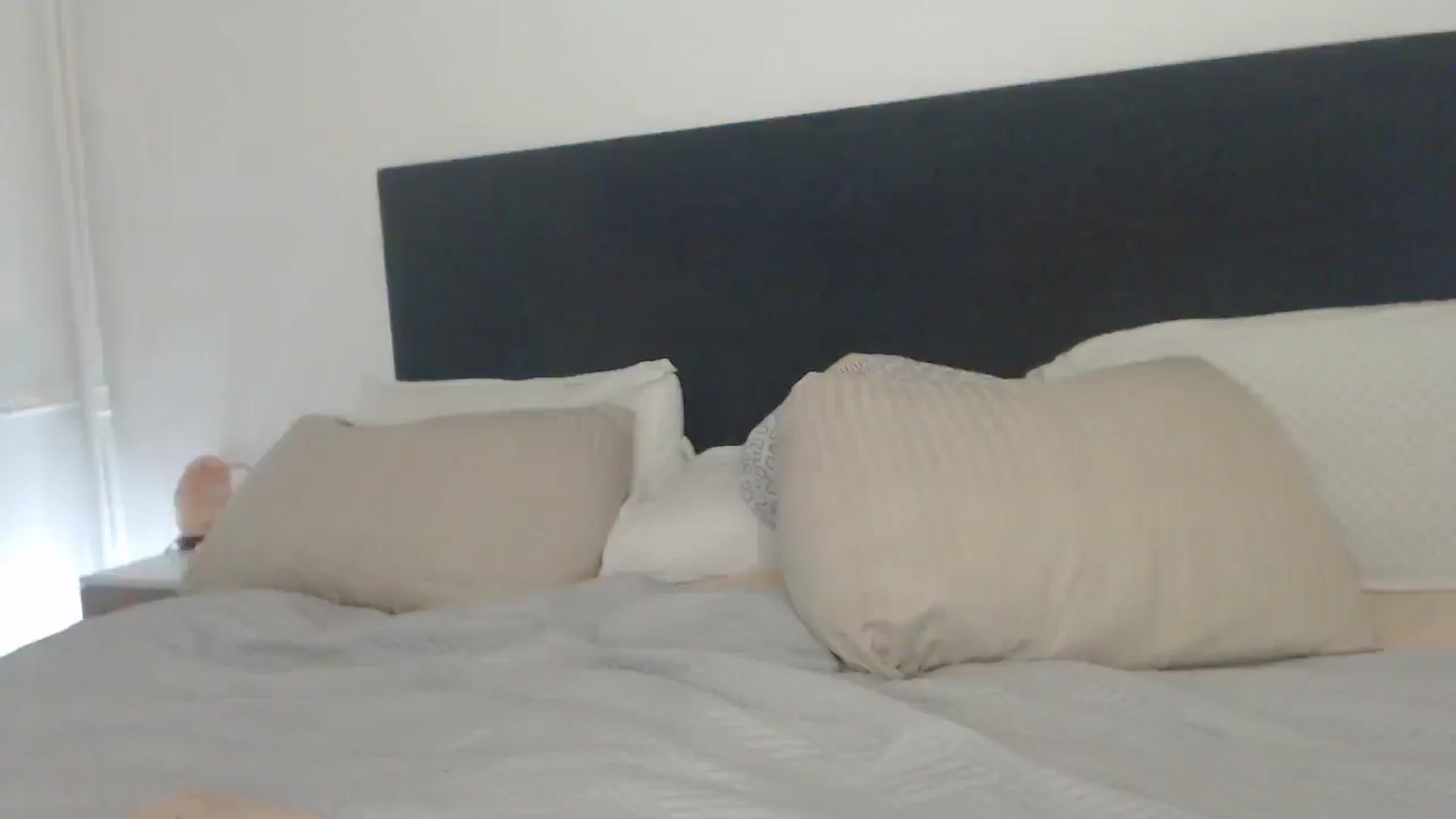 Gallery image thumbnail from ASweetJessie's myfreecams stream on, 06/15/2024, 19:22 image 7 of 20