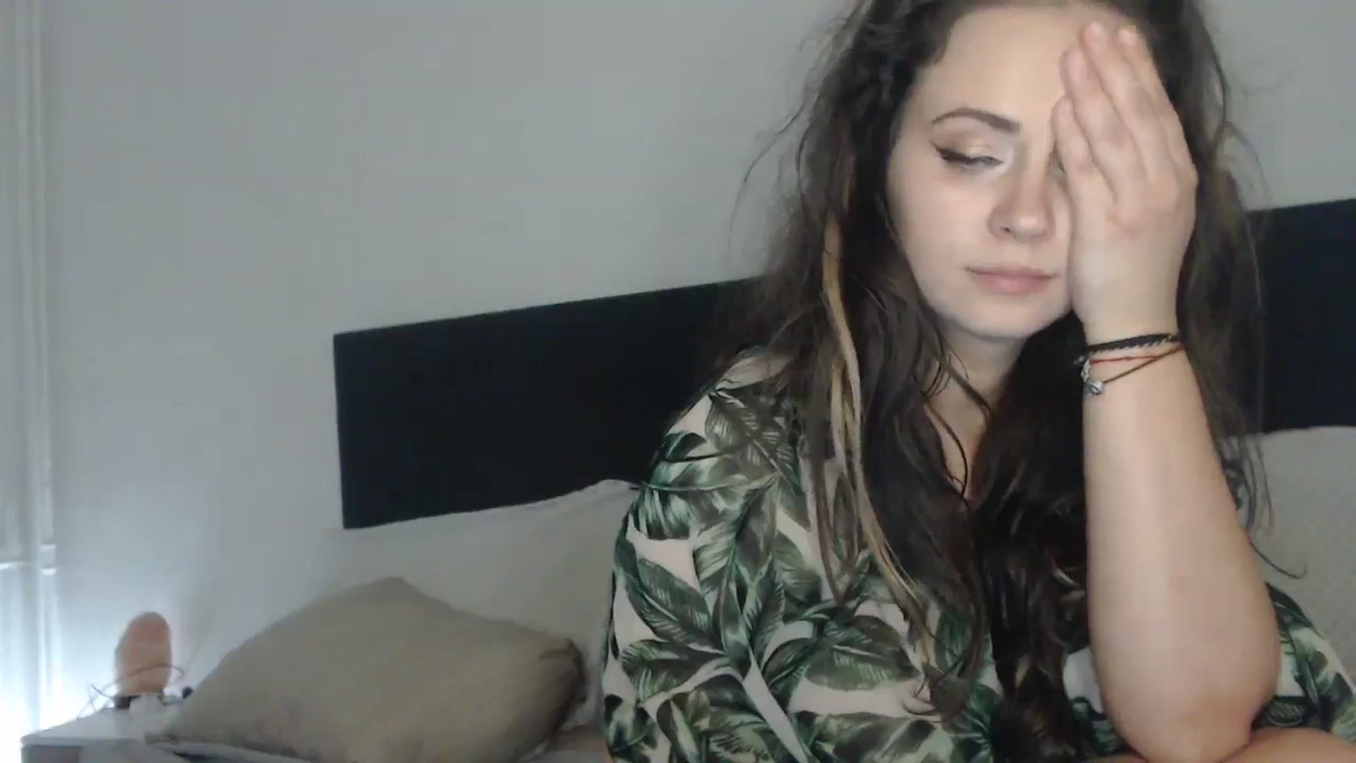 Gallery image thumbnail from ASweetJessie's myfreecams stream on, 06/18/2024, 19:27 image 16 of 20