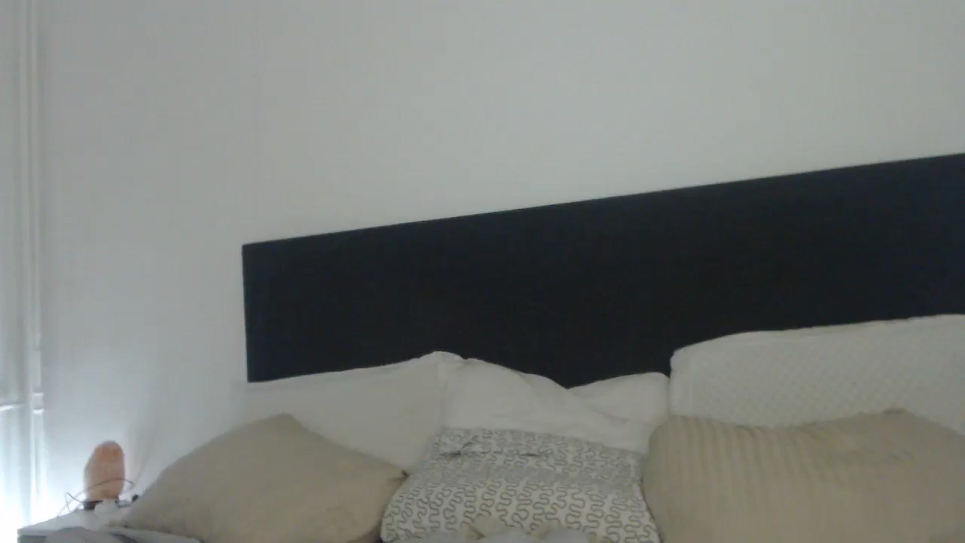 Gallery image thumbnail from ASweetJessie's myfreecams stream on, 06/18/2024, 19:27 image 6 of 20