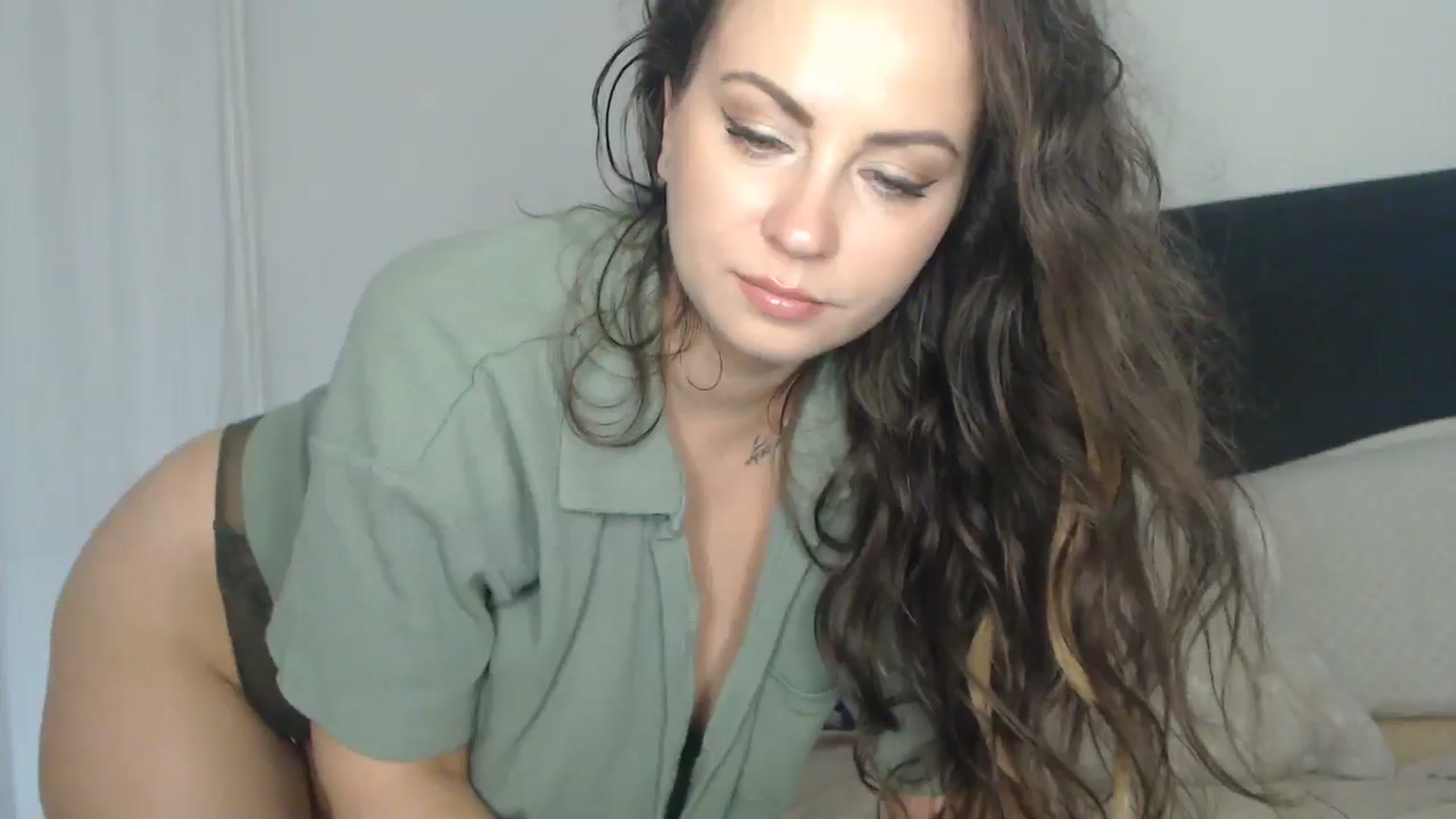Gallery image thumbnail from ASweetJessie's myfreecams stream on, 06/24/2024, 19:28 image 10 of 20