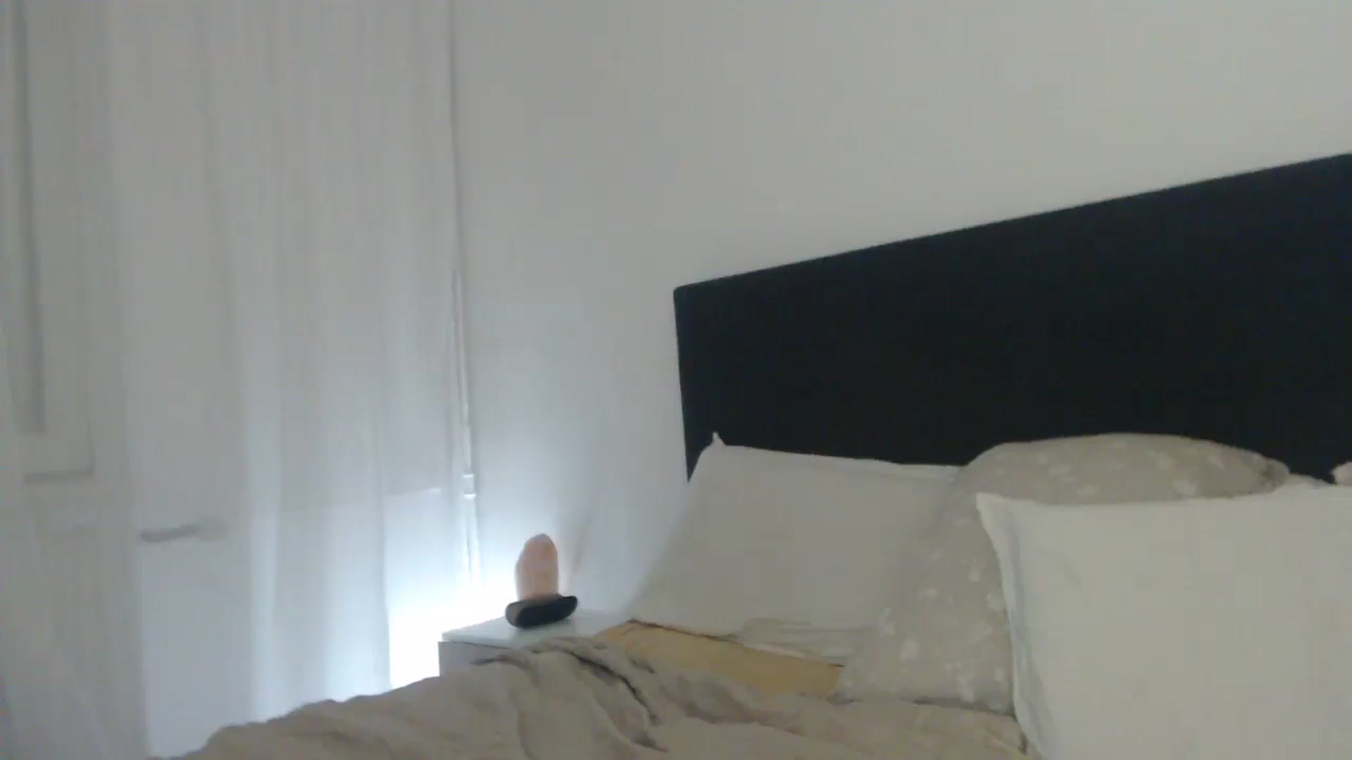 Gallery image thumbnail from ASweetJessie's myfreecams stream on, 06/27/2024, 18:33 image 9 of 20