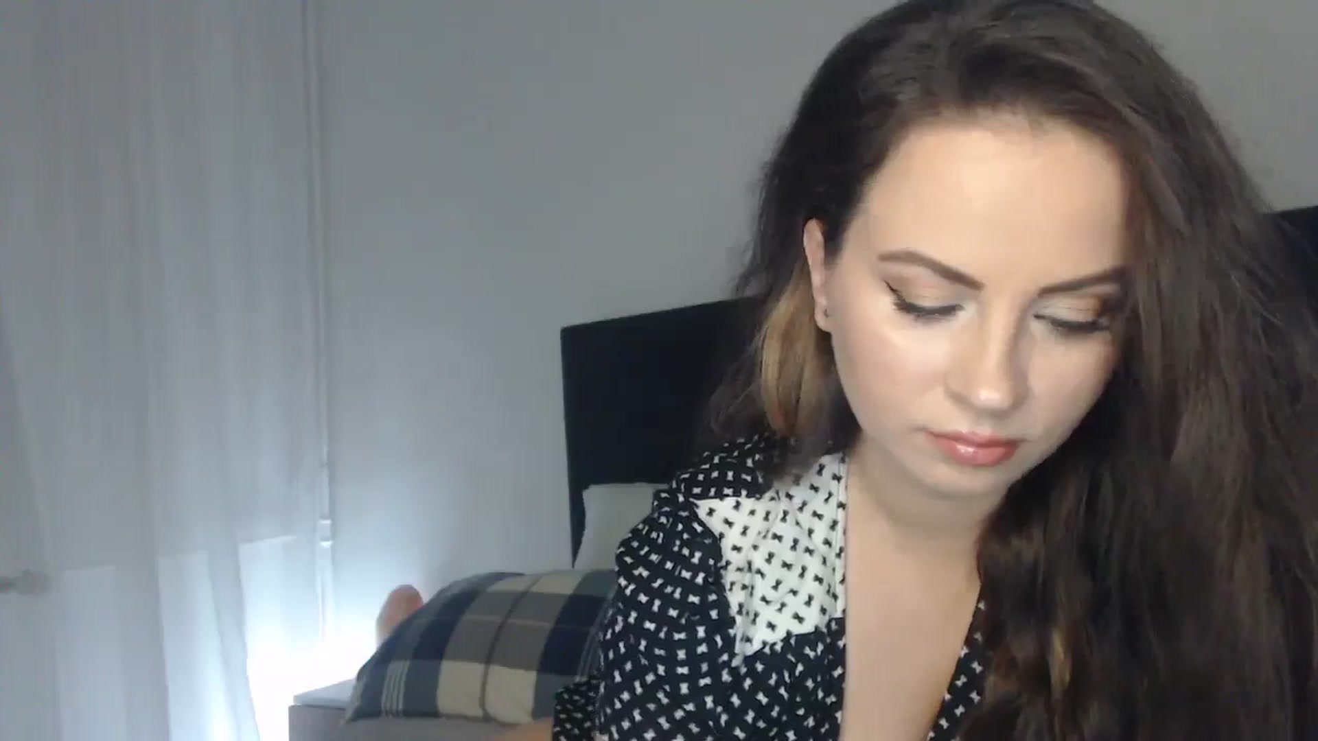 Gallery image thumbnail from ASweetJessie's myfreecams stream on, 06/30/2024, 16:41 image 3 of 20