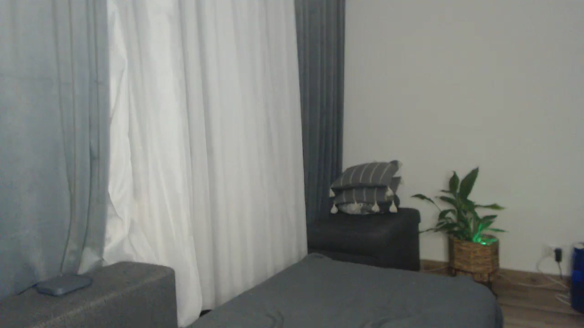 Gallery image thumbnail from ASweetJessie's myfreecams stream on, 07/21/2024, 15:51 image 17 of 20