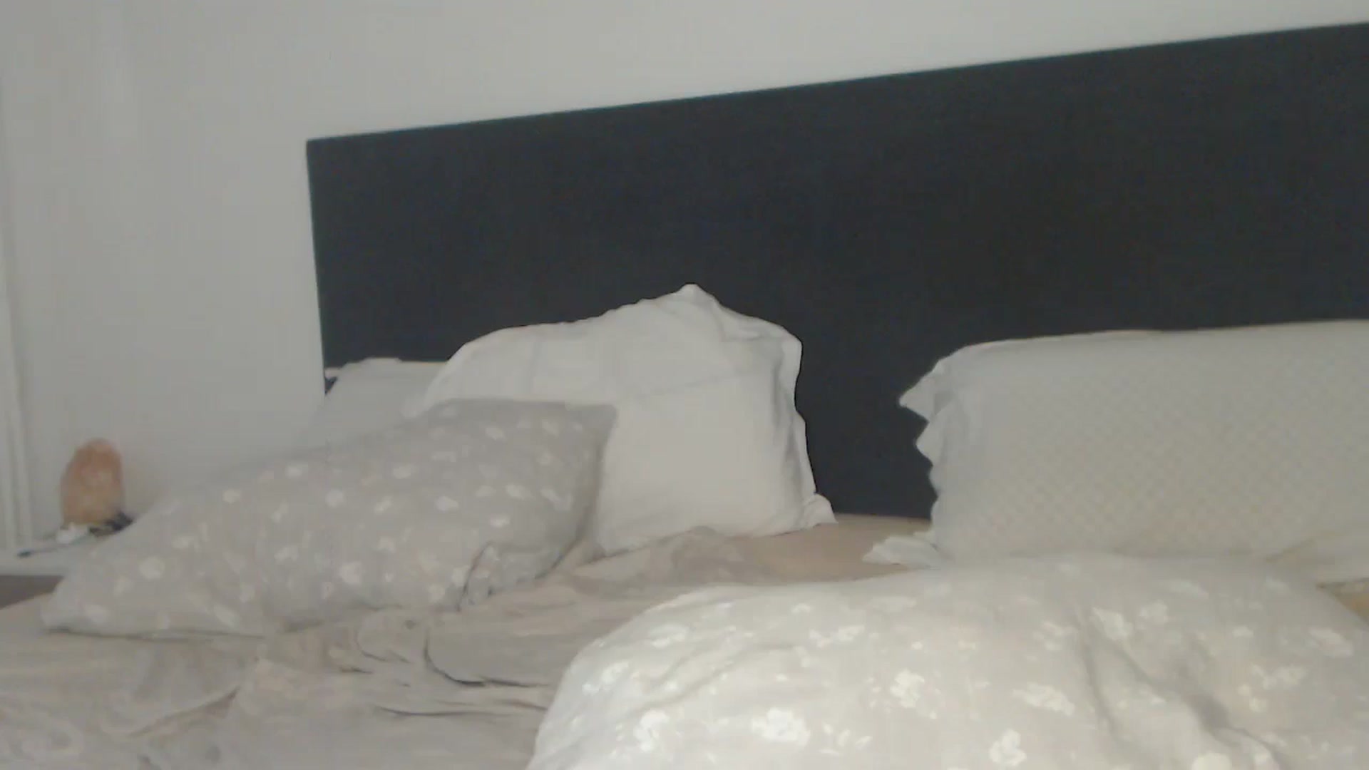 Gallery image thumbnail from ASweetJessie's myfreecams stream on, 08/15/2024, 13:32 image 19 of 20