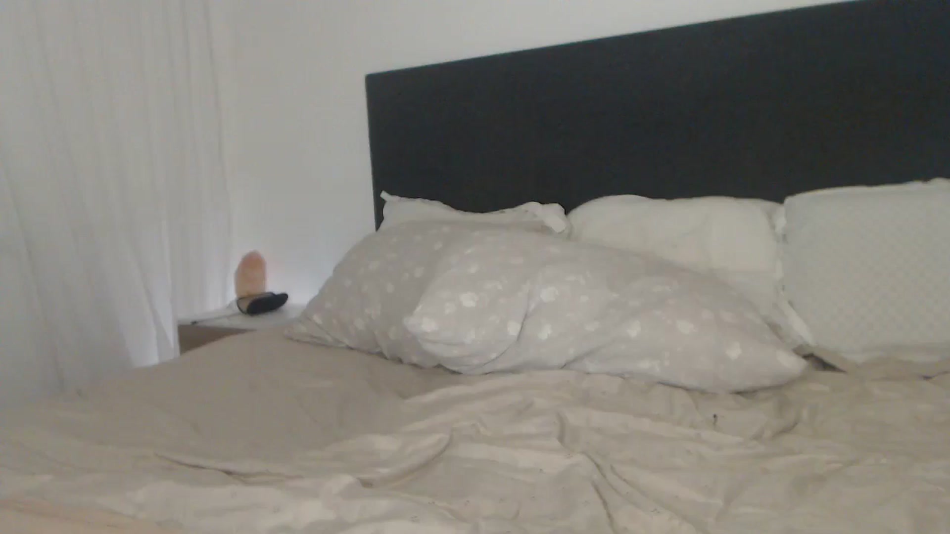 Gallery image thumbnail from ASweetJessie's myfreecams stream on, 08/17/2024, 14:04 image 7 of 20