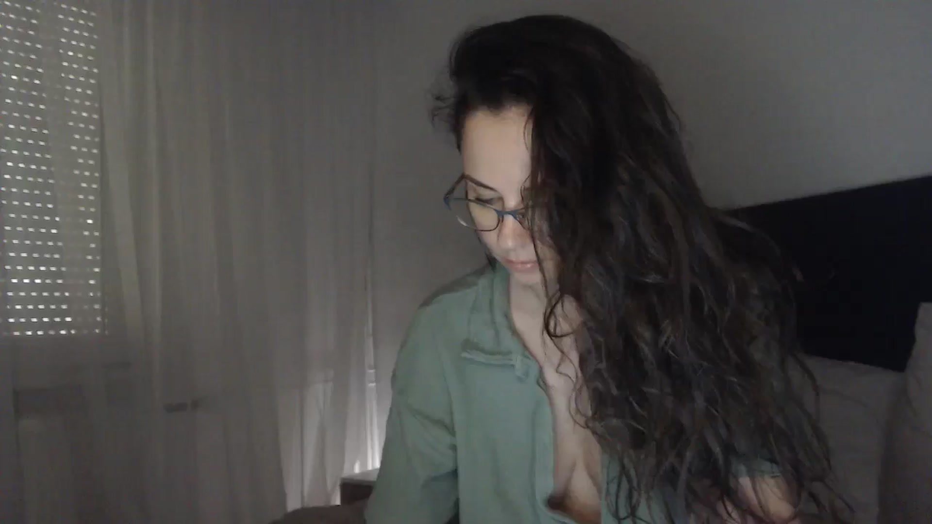 Gallery image thumbnail from ASweetJessie's myfreecams stream on, 08/26/2024, 14:32 image 10 of 20