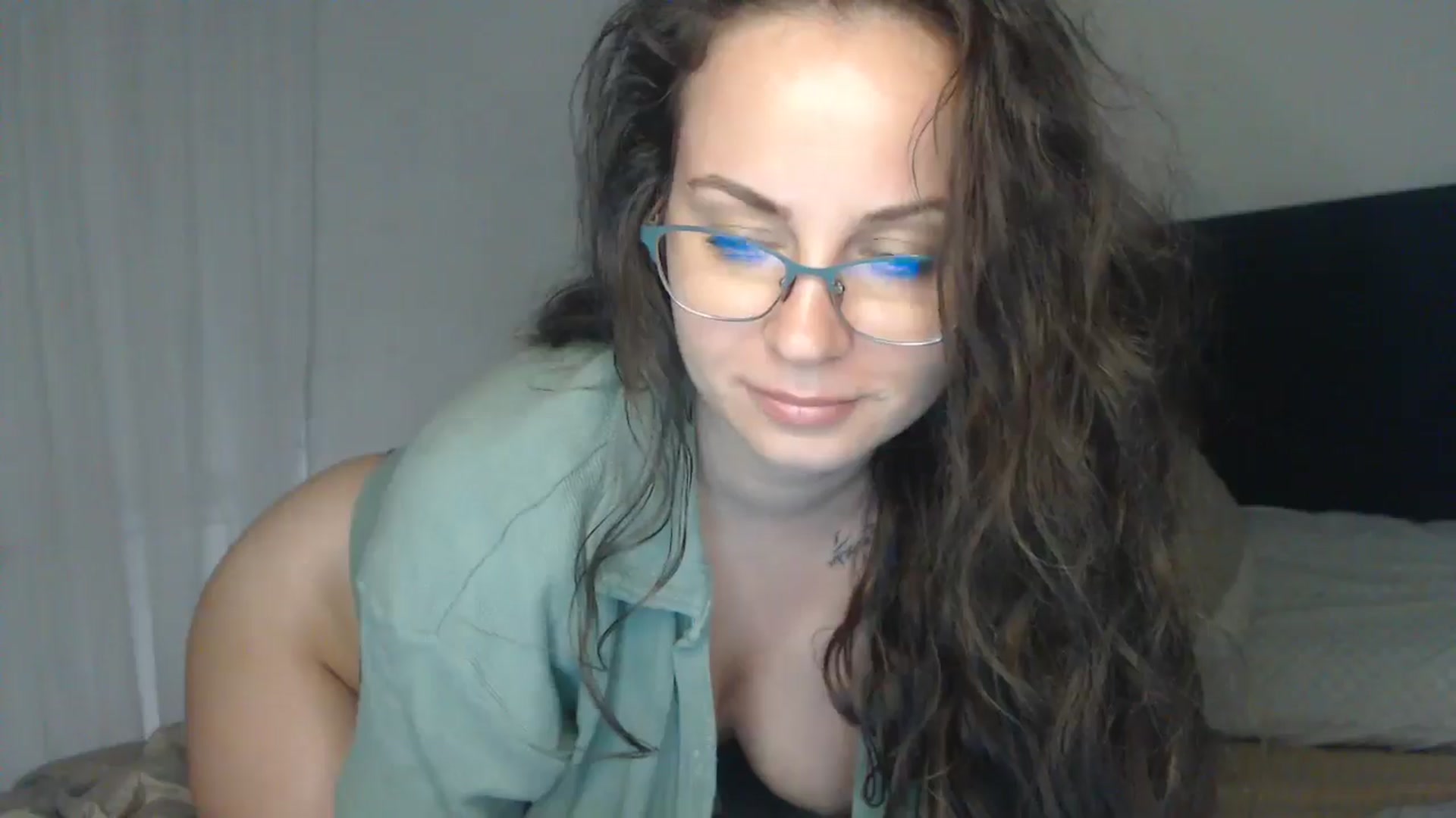 Gallery image thumbnail from ASweetJessie's myfreecams stream on, 08/26/2024, 18:11 image 7 of 20