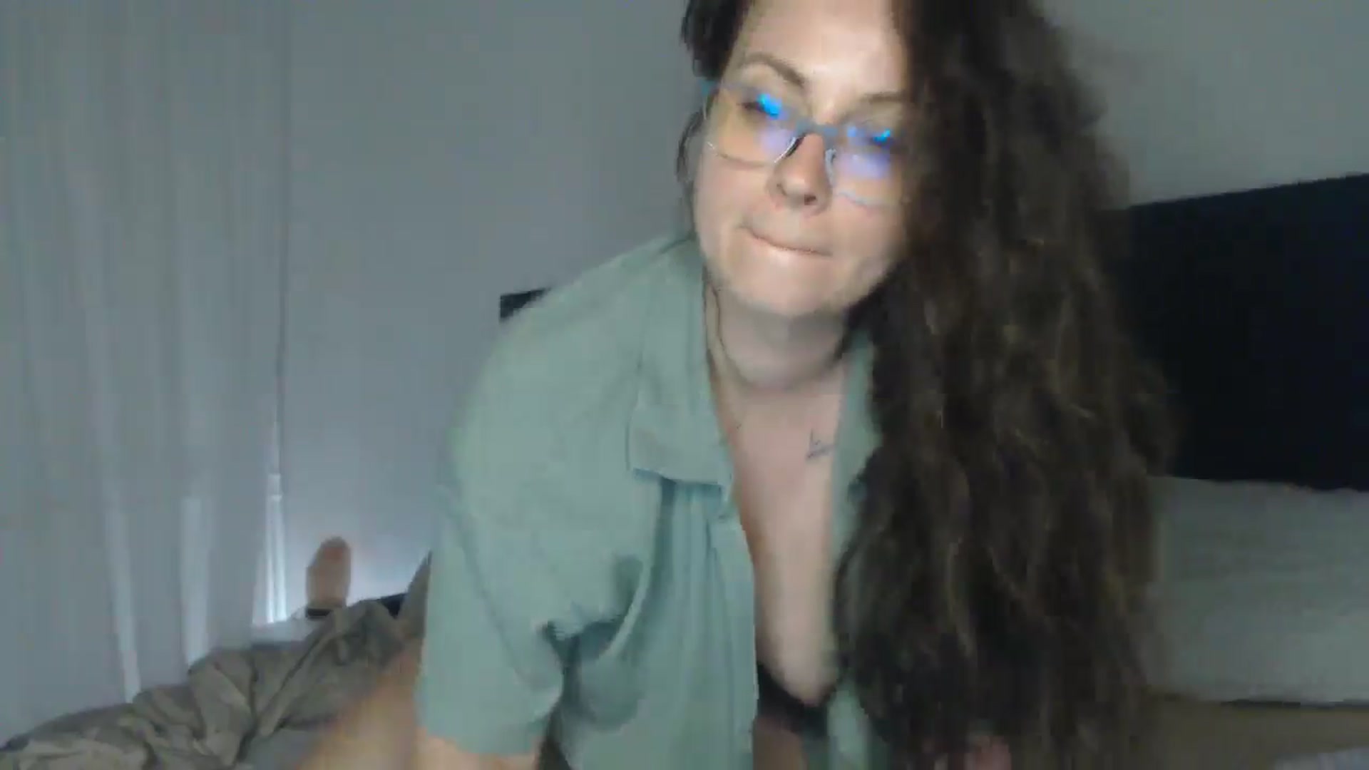 Gallery image thumbnail from ASweetJessie's myfreecams stream on, 08/26/2024, 18:11 image 10 of 20