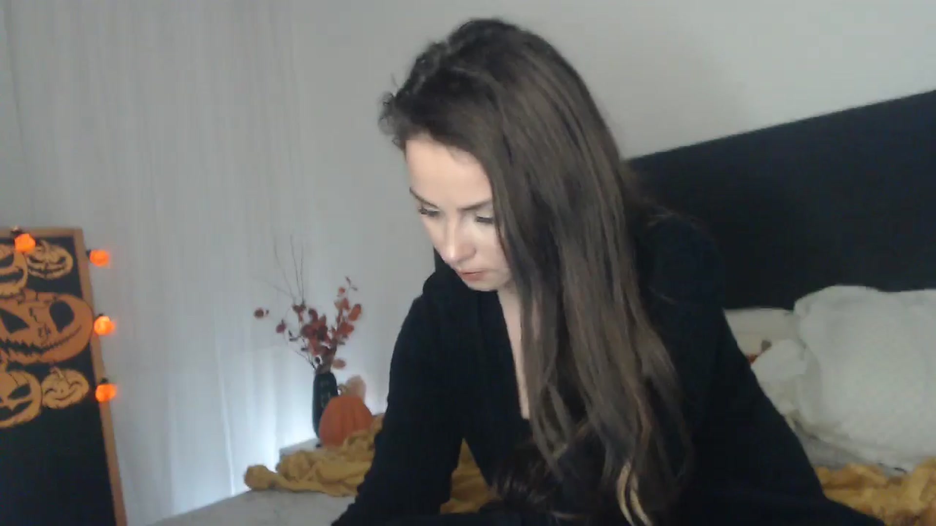 Gallery image thumbnail from ASweetJessie's myfreecams stream on, 10/15/2024, 15:08 image 5 of 20