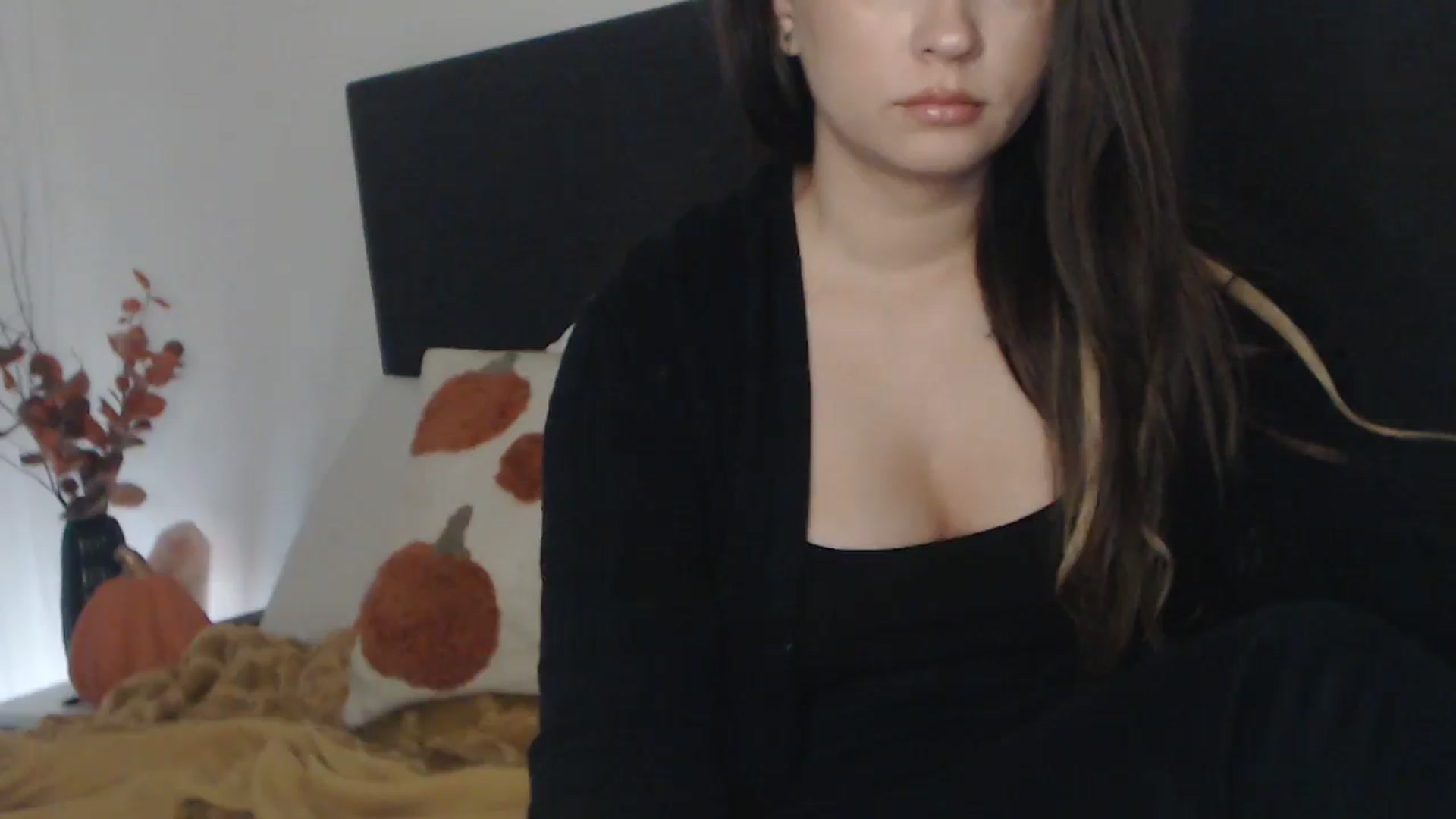 Gallery image thumbnail from ASweetJessie's myfreecams stream on, 10/15/2024, 16:40 image 12 of 20