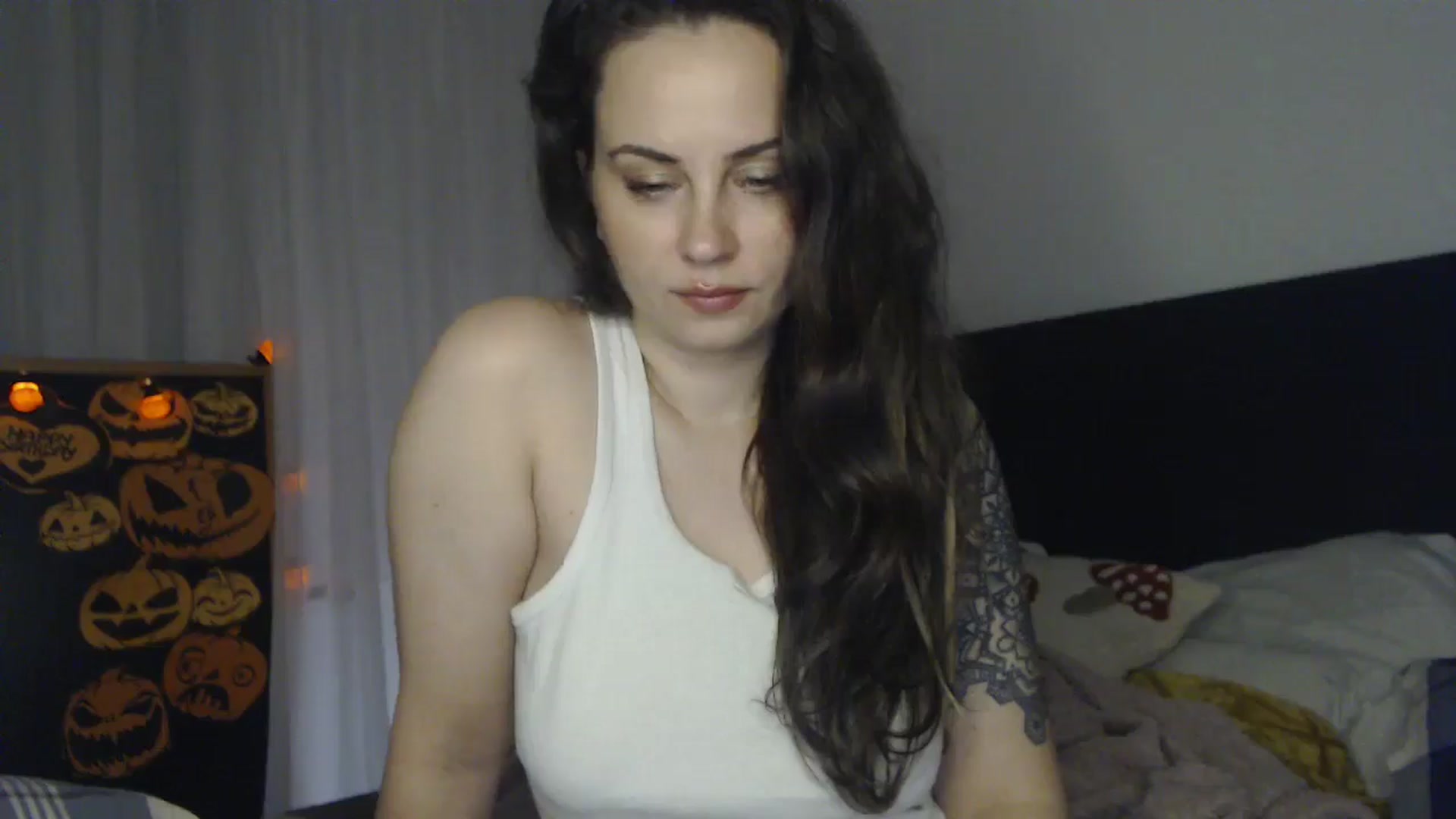 Gallery image thumbnail from ASweetJessie's myfreecams stream on, 10/27/2024, 18:42 image 19 of 20