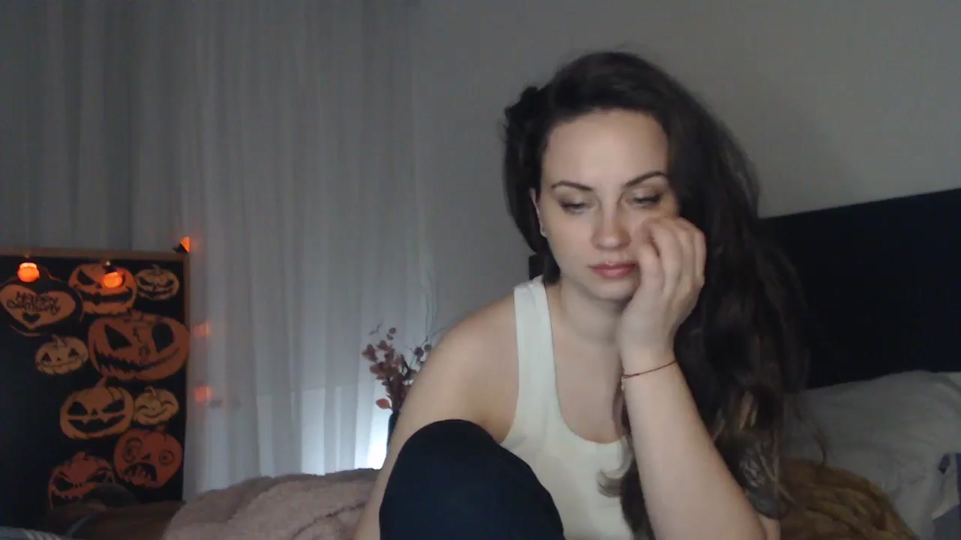 Gallery image thumbnail from ASweetJessie's myfreecams stream on, 10/27/2024, 18:42 image 6 of 20
