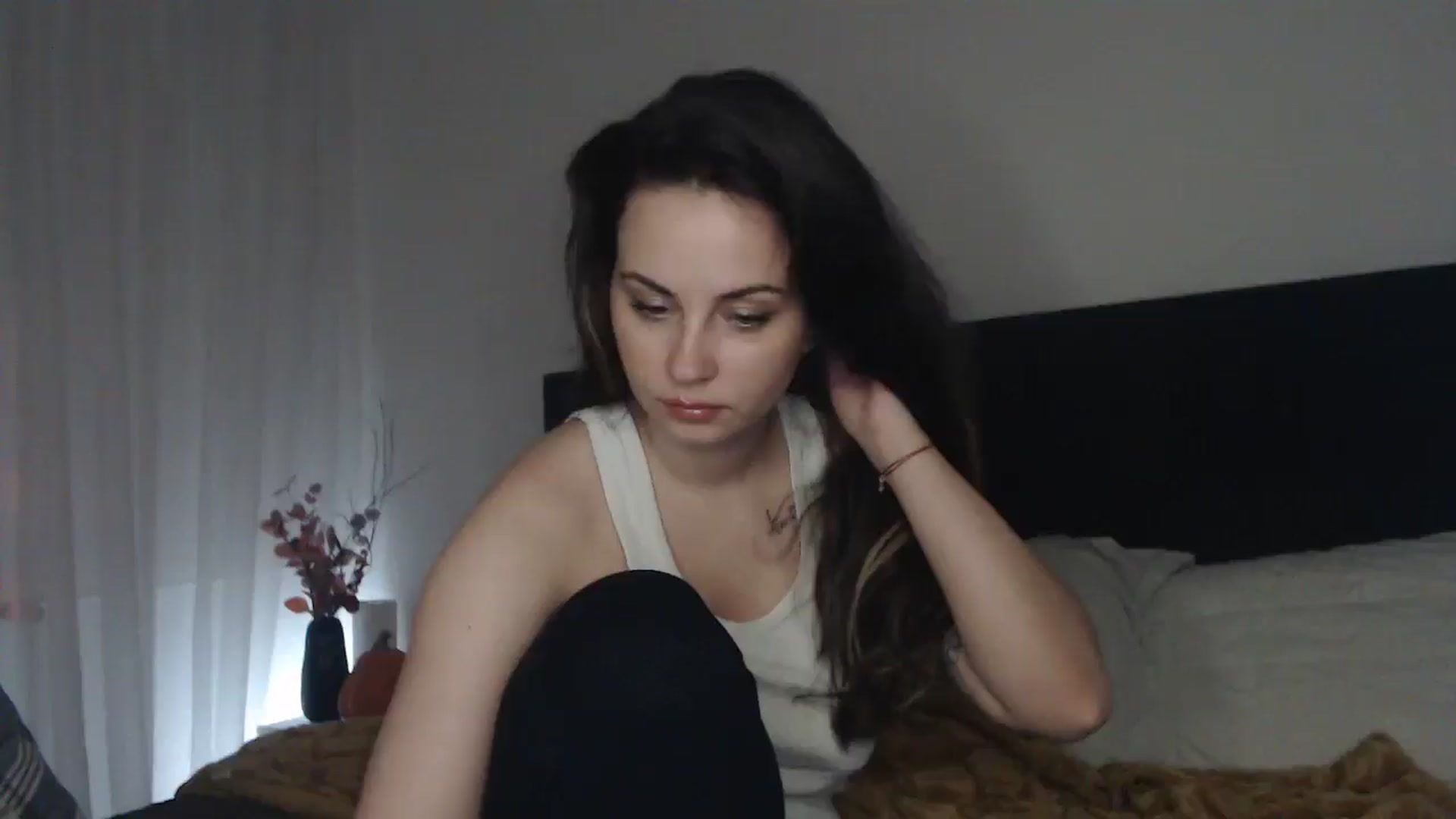 Gallery image thumbnail from ASweetJessie's myfreecams stream on, 10/27/2024, 18:42 image 1 of 20