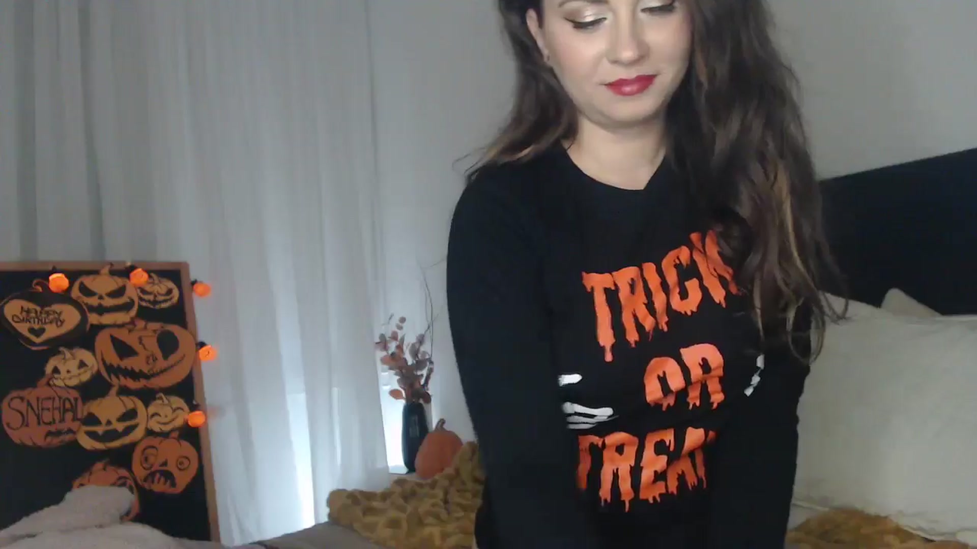 Gallery image thumbnail from ASweetJessie's myfreecams stream on, 10/31/2024, 19:10 image 3 of 20