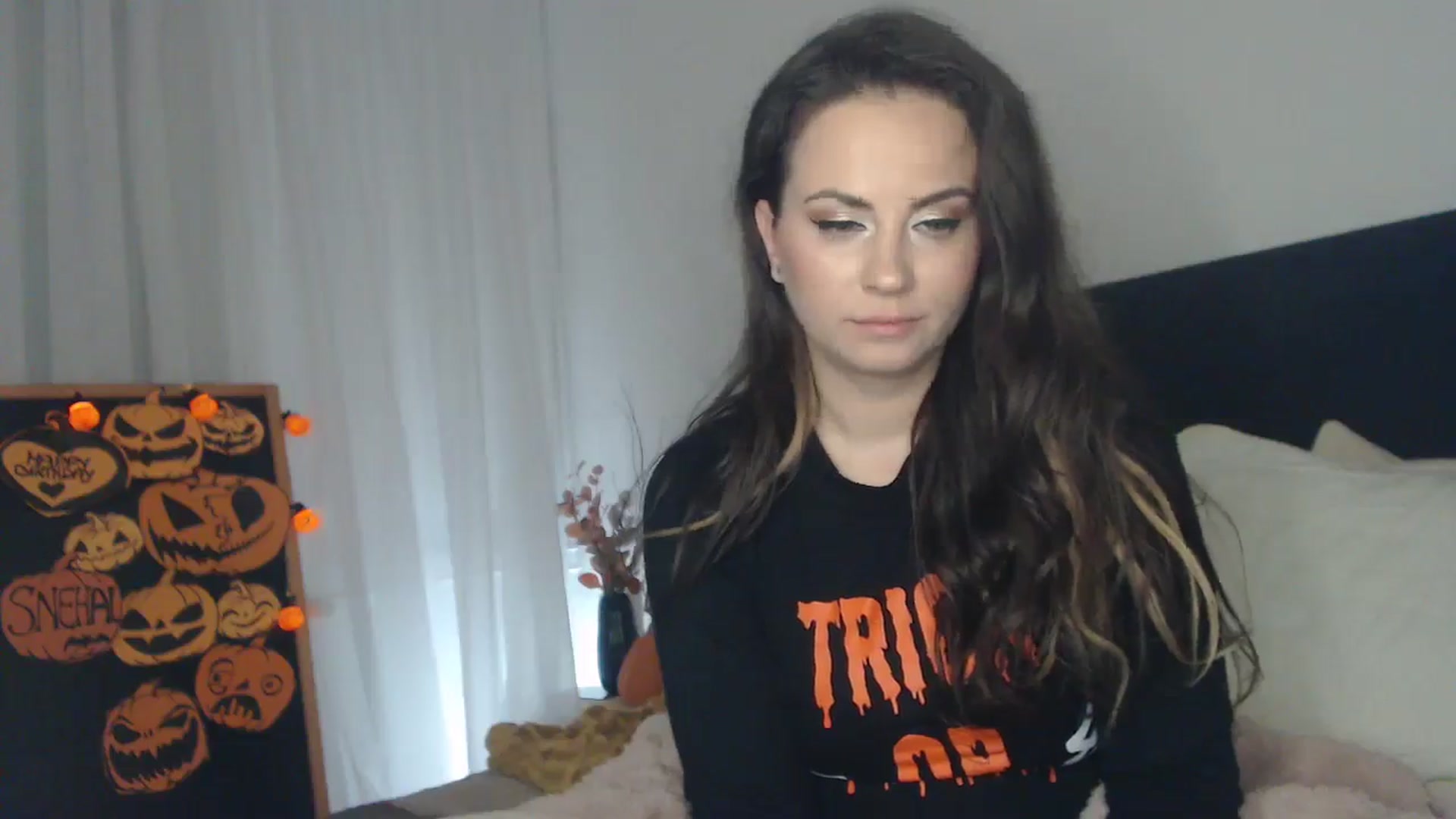Gallery image thumbnail from ASweetJessie's myfreecams stream on, 10/31/2024, 19:10 image 20 of 20
