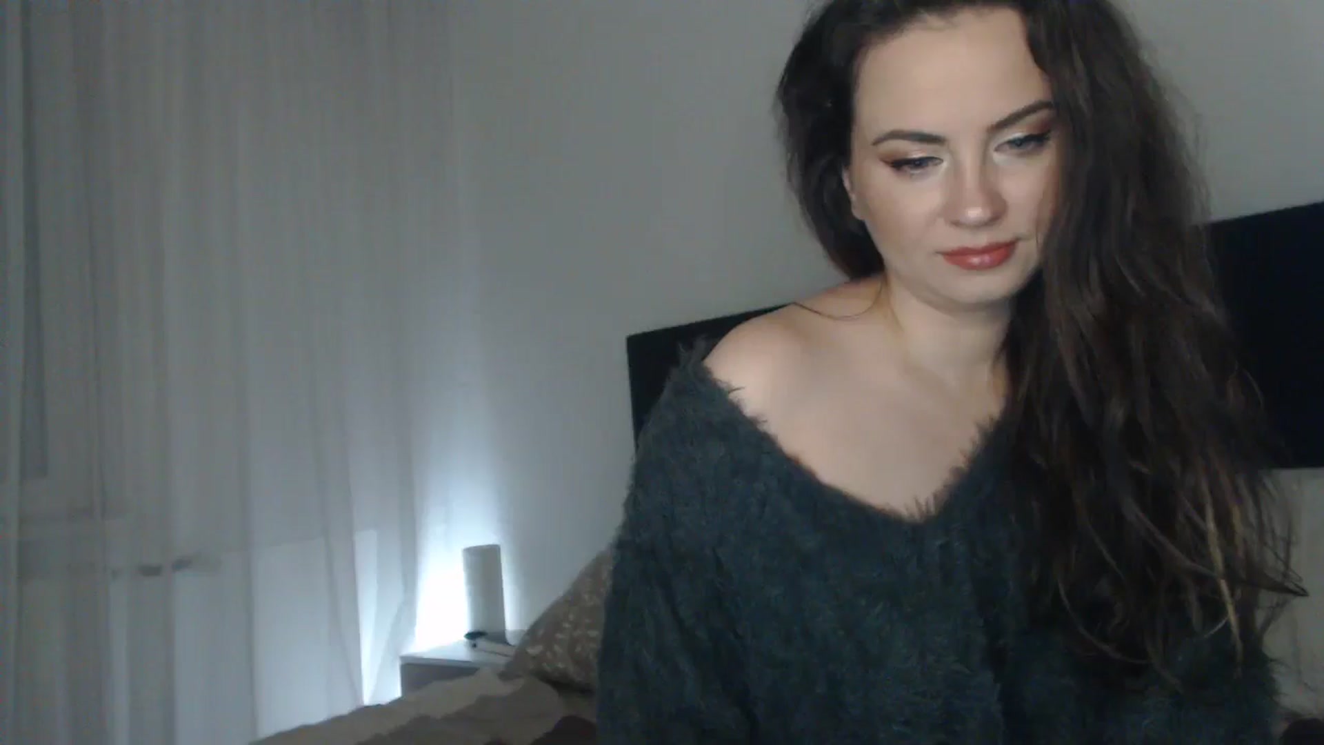 Gallery image thumbnail from ASweetJessie's myfreecams stream on, 11/06/2024, 18:55 image 7 of 20