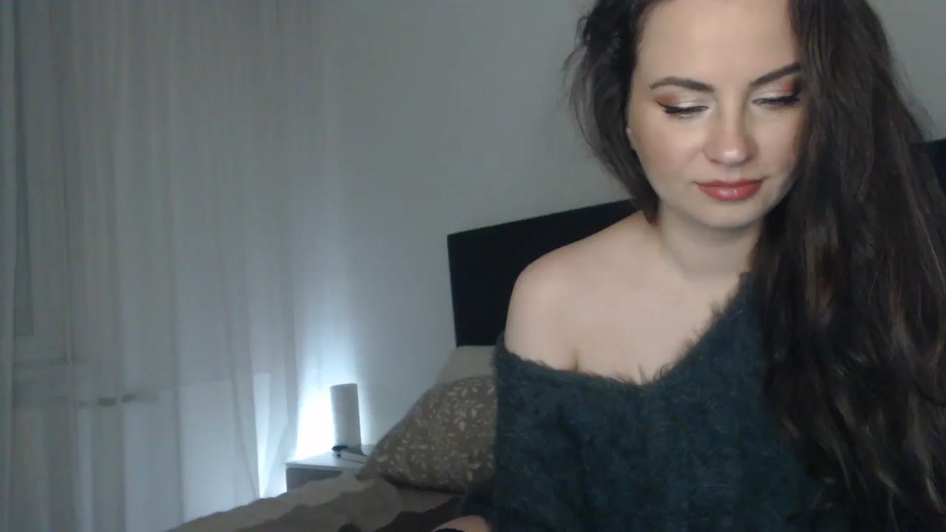 Gallery image thumbnail from ASweetJessie's myfreecams stream on, 11/06/2024, 18:55 image 9 of 20