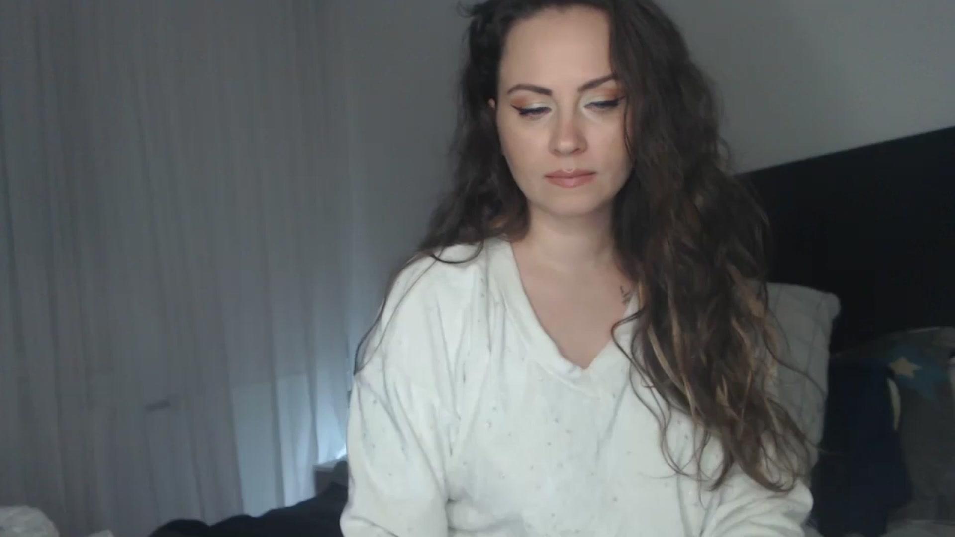 Gallery image thumbnail from ASweetJessie's myfreecams stream on, 11/29/2024, 20:26 image 13 of 20