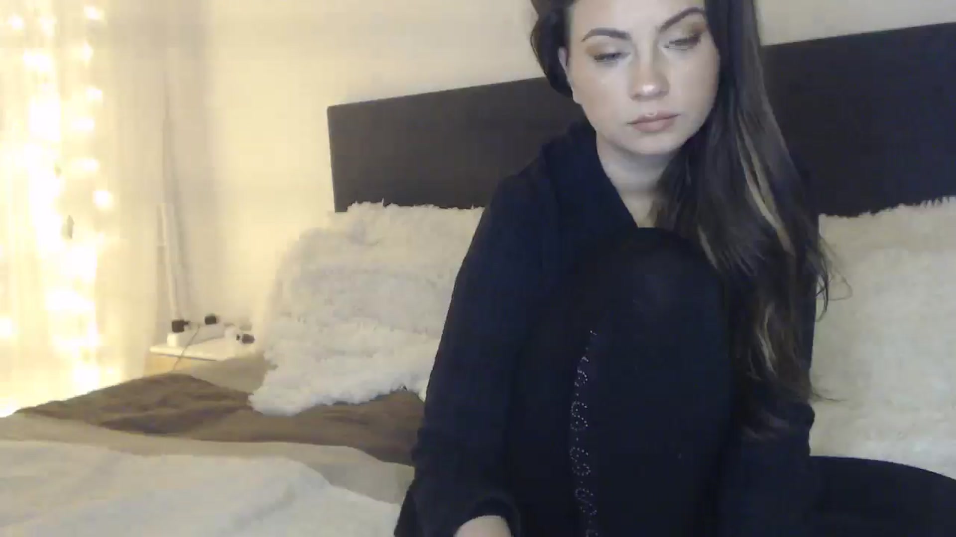 Gallery image thumbnail from ASweetJessie's myfreecams stream on, 01/11/2025, 17:51 image 2 of 20