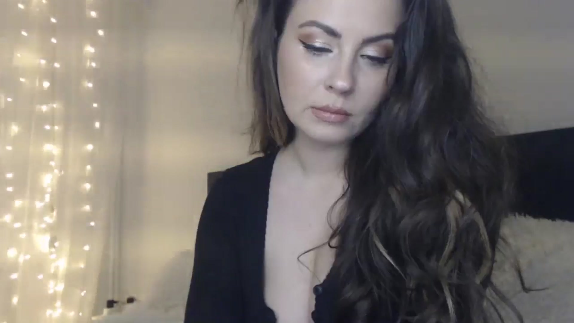 Gallery image thumbnail from ASweetJessie's myfreecams stream on, 01/12/2025, 19:31 image 2 of 20