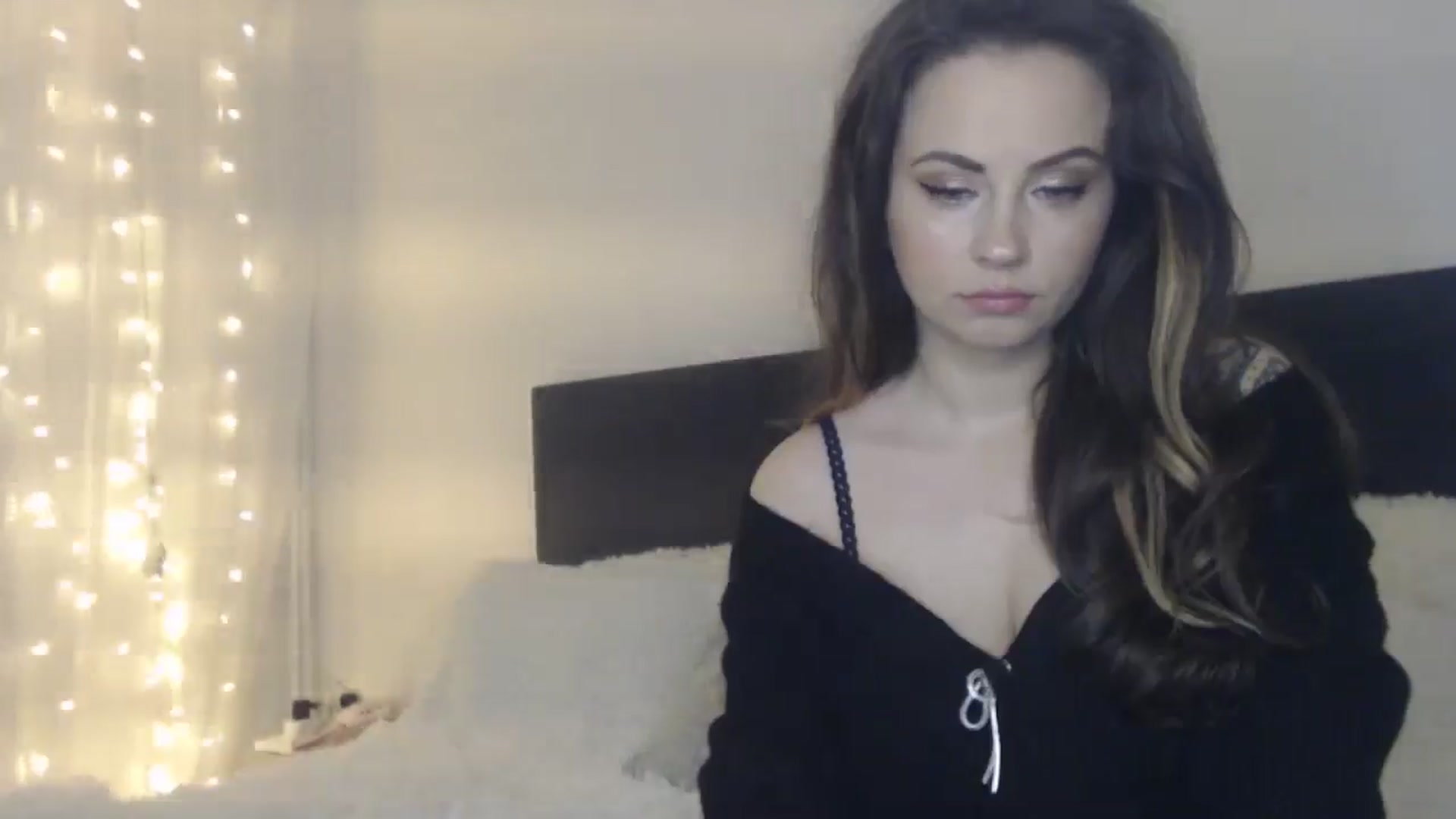 Gallery image thumbnail from ASweetJessie's myfreecams stream on, 01/13/2025, 17:20 image 4 of 20