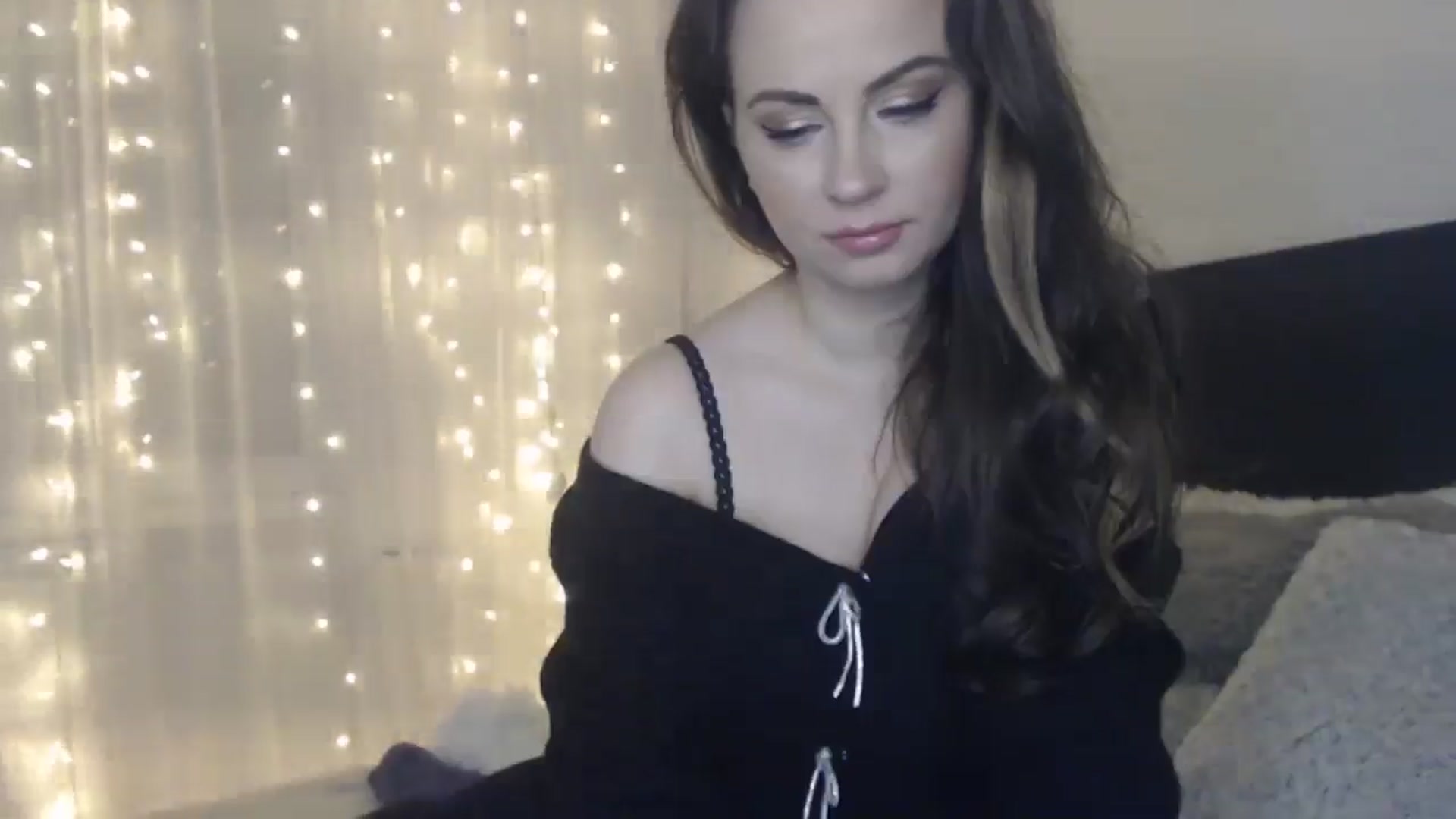 Gallery image thumbnail from ASweetJessie's myfreecams stream on, 01/13/2025, 17:20 image 13 of 20