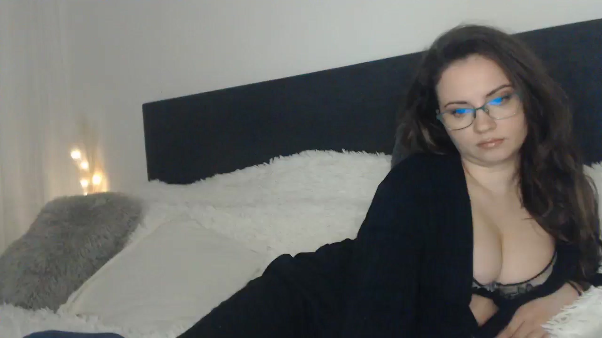 Gallery image thumbnail from ASweetJessie's myfreecams stream on, 01/28/2025, 19:57 image 13 of 20