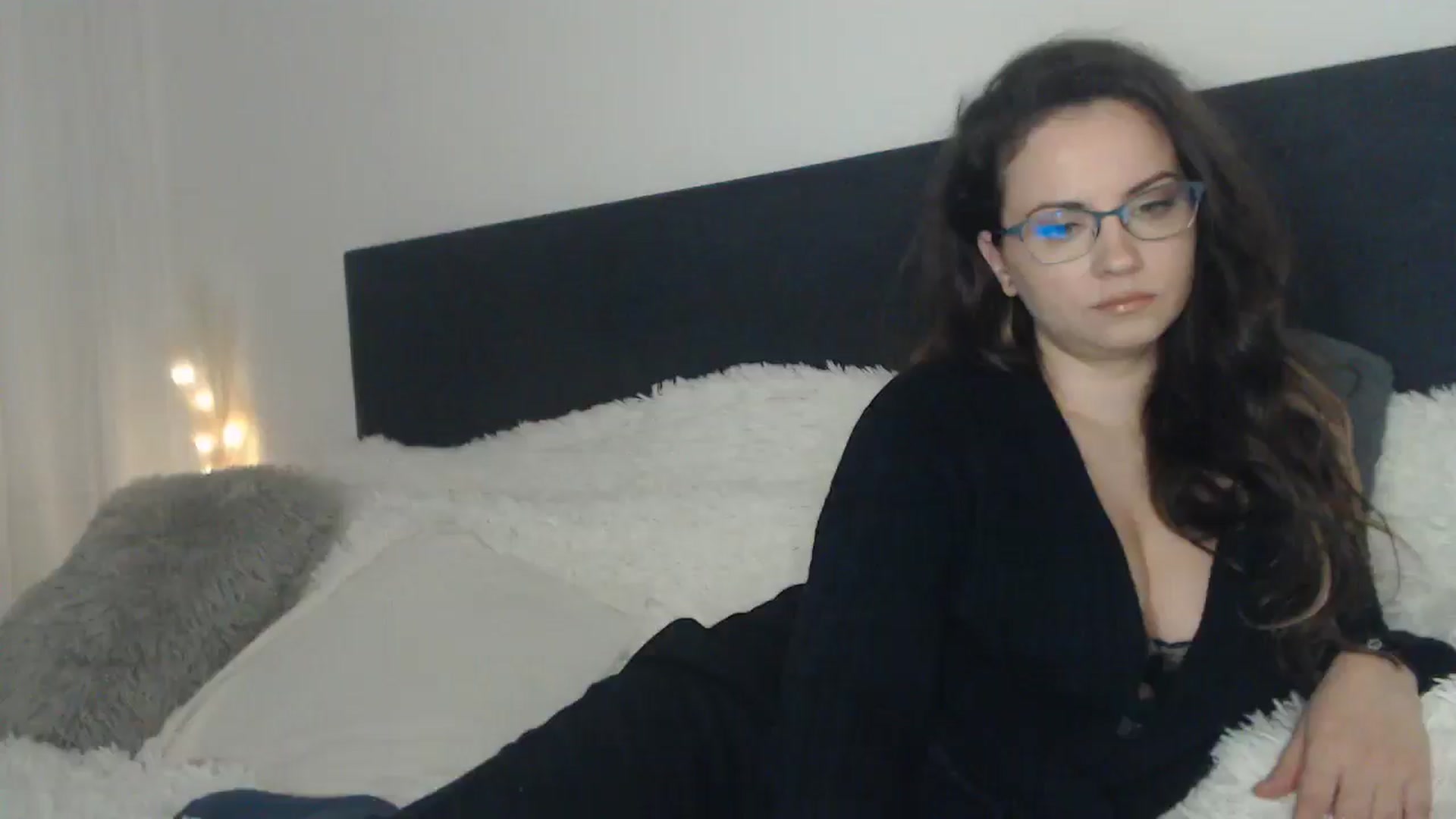 Gallery image thumbnail from ASweetJessie's myfreecams stream on, 01/28/2025, 19:57 image 3 of 20