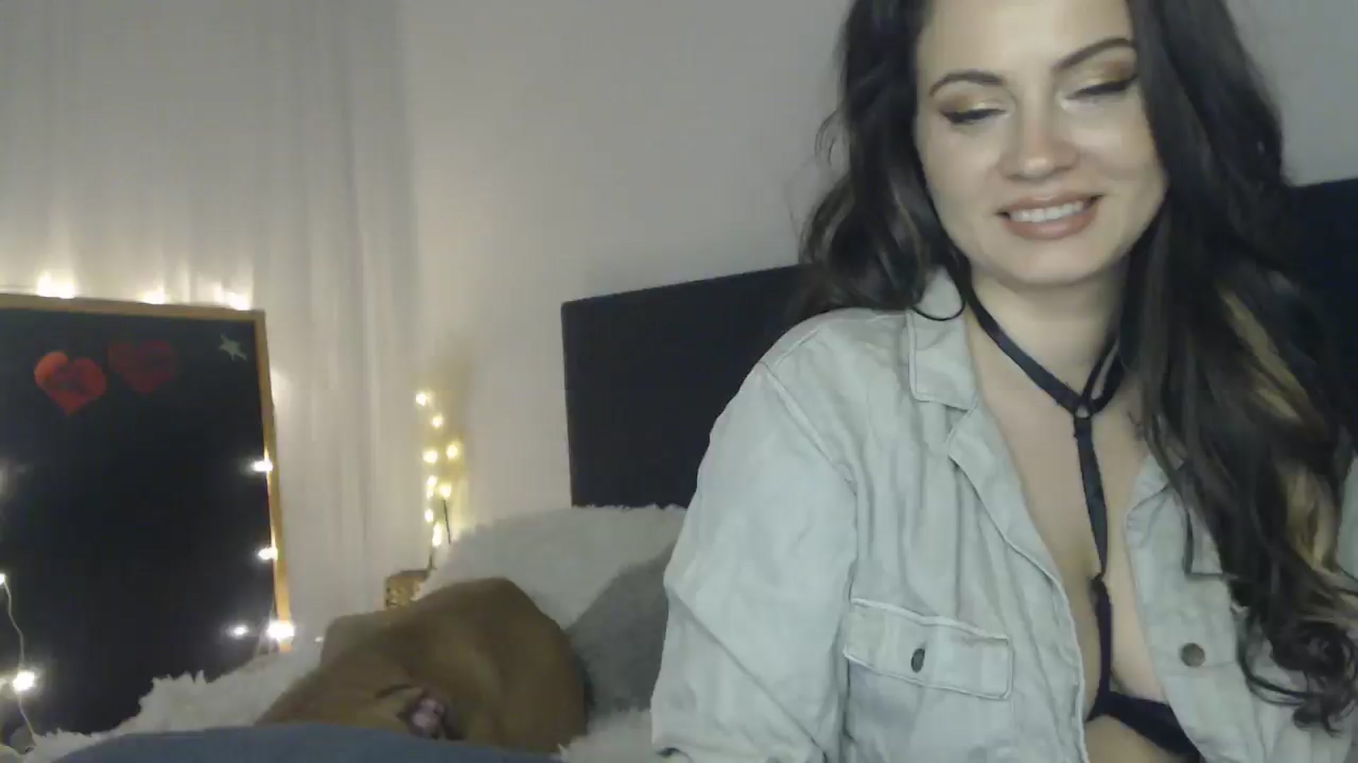 Gallery image thumbnail from ASweetJessie's myfreecams stream on, 01/30/2025, 18:39 image 12 of 20