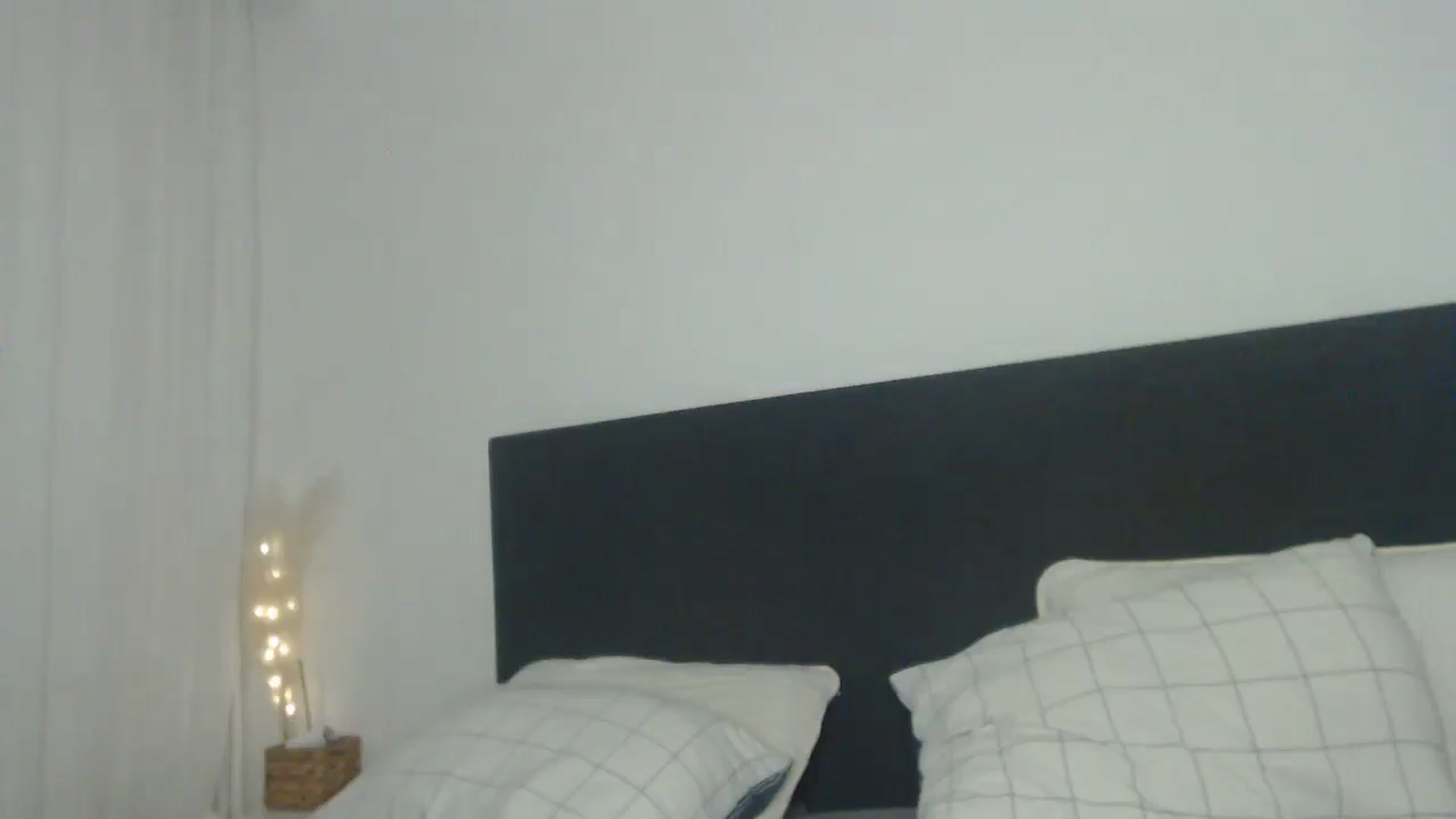 Gallery image thumbnail from ASweetJessie's myfreecams stream on, 03/14/2025, 17:09 image 12 of 20