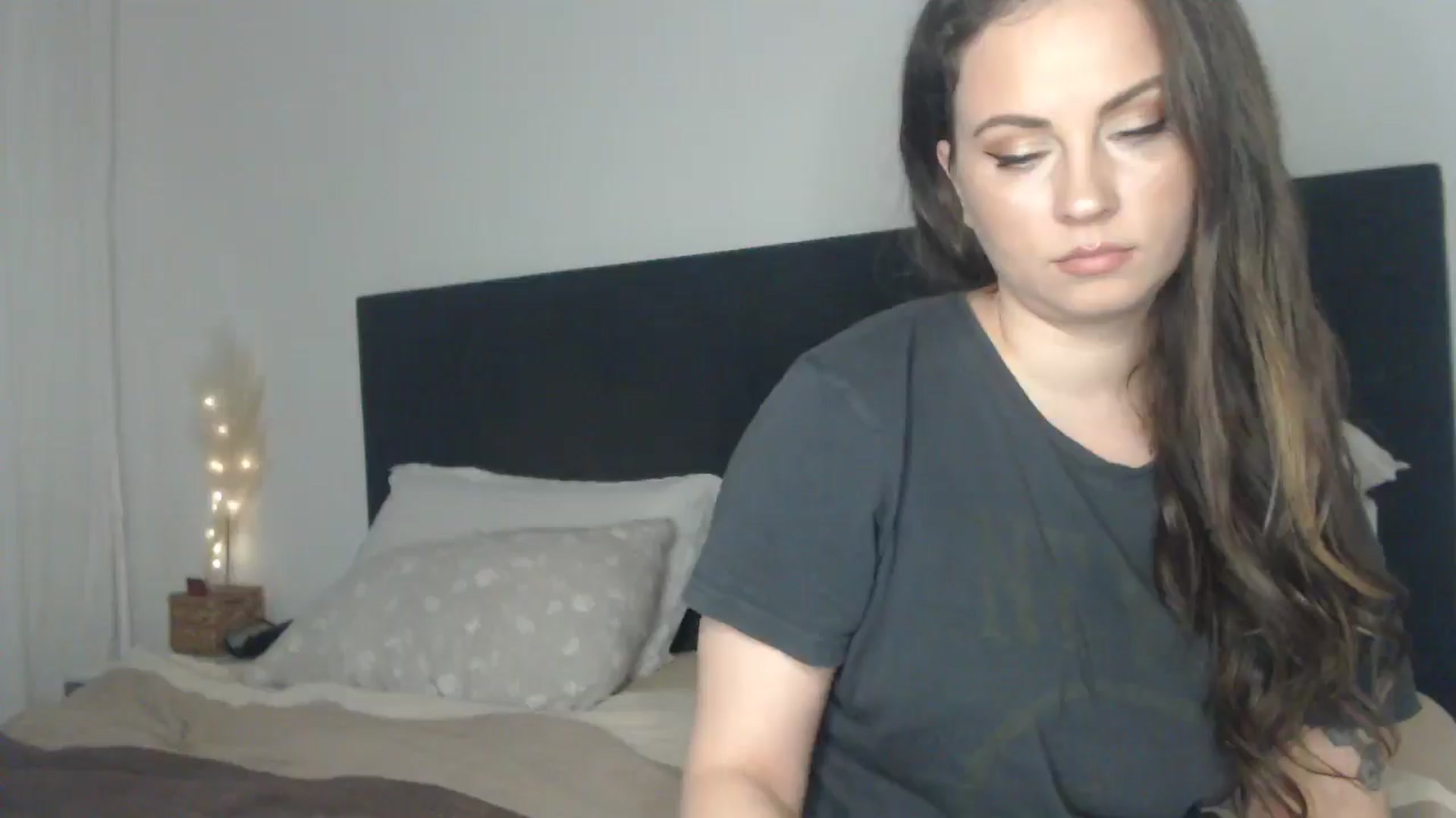 Gallery image thumbnail from ASweetJessie's myfreecams stream on, 03/23/2025, 17:36 image 7 of 20