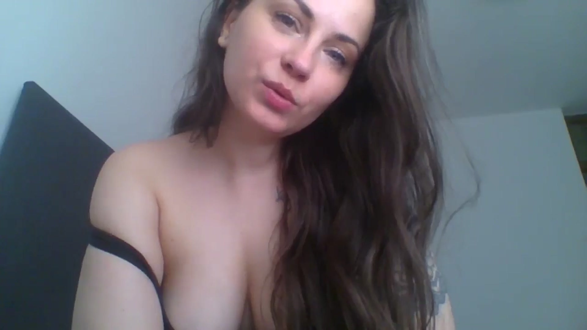 Gallery image thumbnail from ASweetJessie's myfreecams stream on, 03/25/2025, 09:21 image 4 of 20