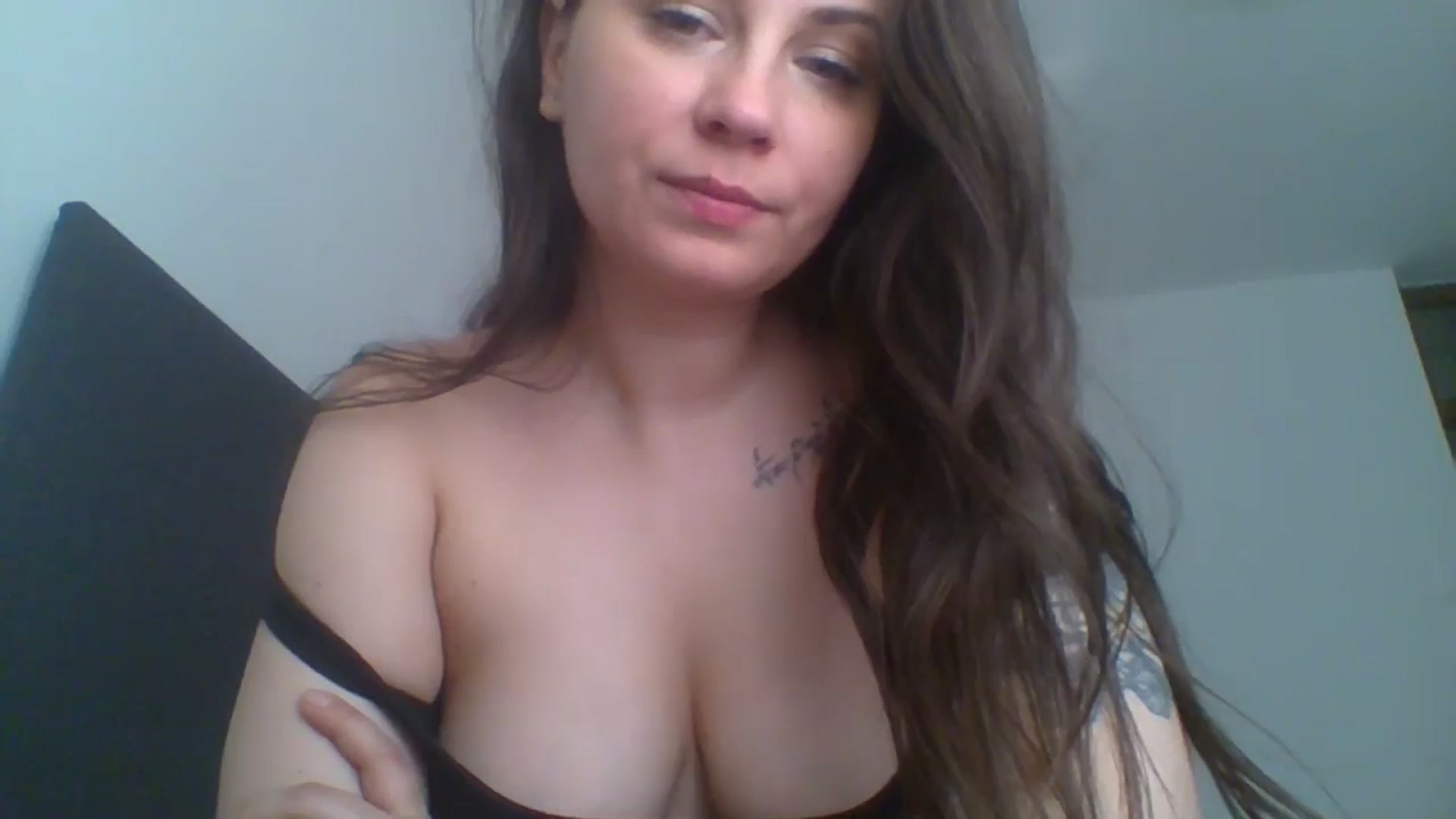 Gallery image thumbnail from ASweetJessie's myfreecams stream on, 03/25/2025, 09:21 image 10 of 20