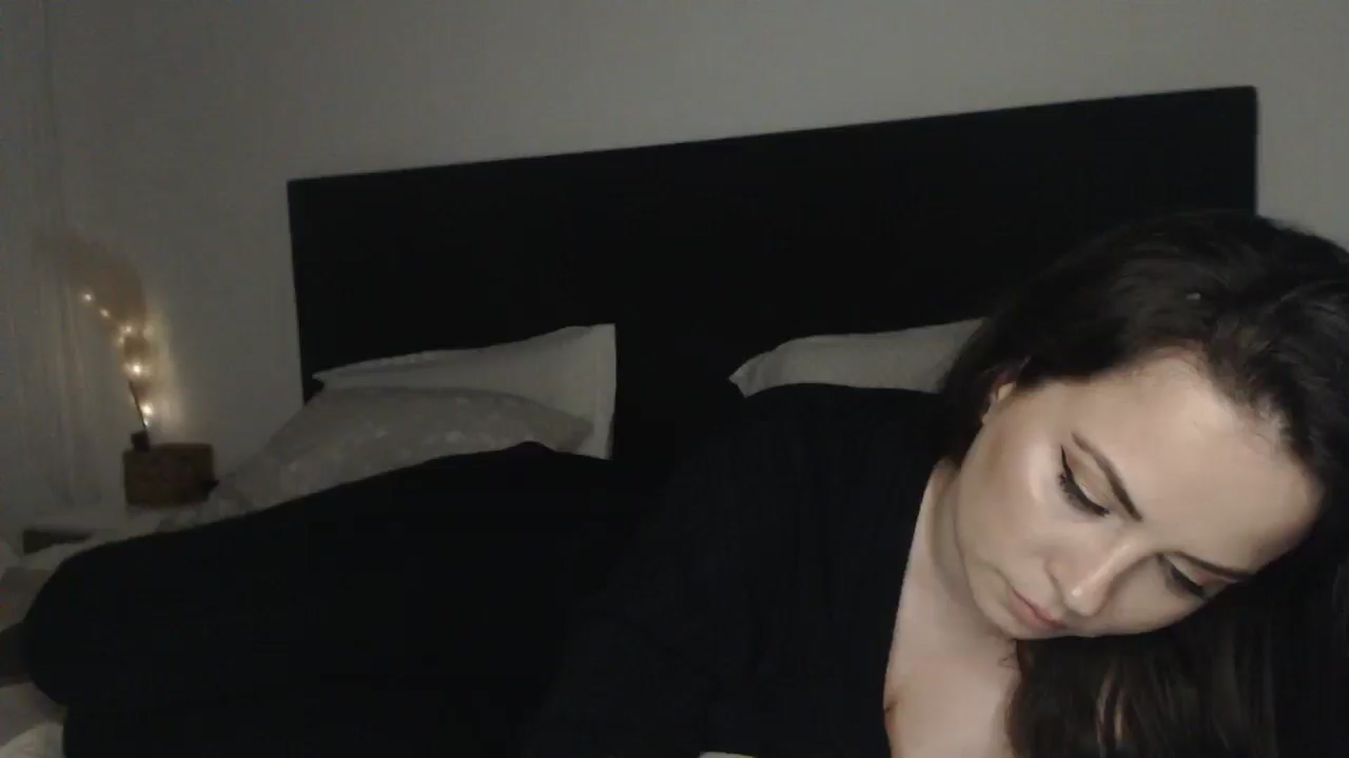 Gallery image thumbnail from ASweetJessie's myfreecams stream on, 03/27/2025, 20:31 image 11 of 20