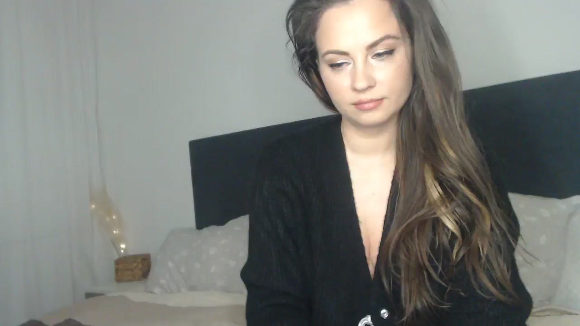 Gallery image thumbnail from ASweetJessie's myfreecams stream on, 04/09/2025, 15:35 image 3 of 20
