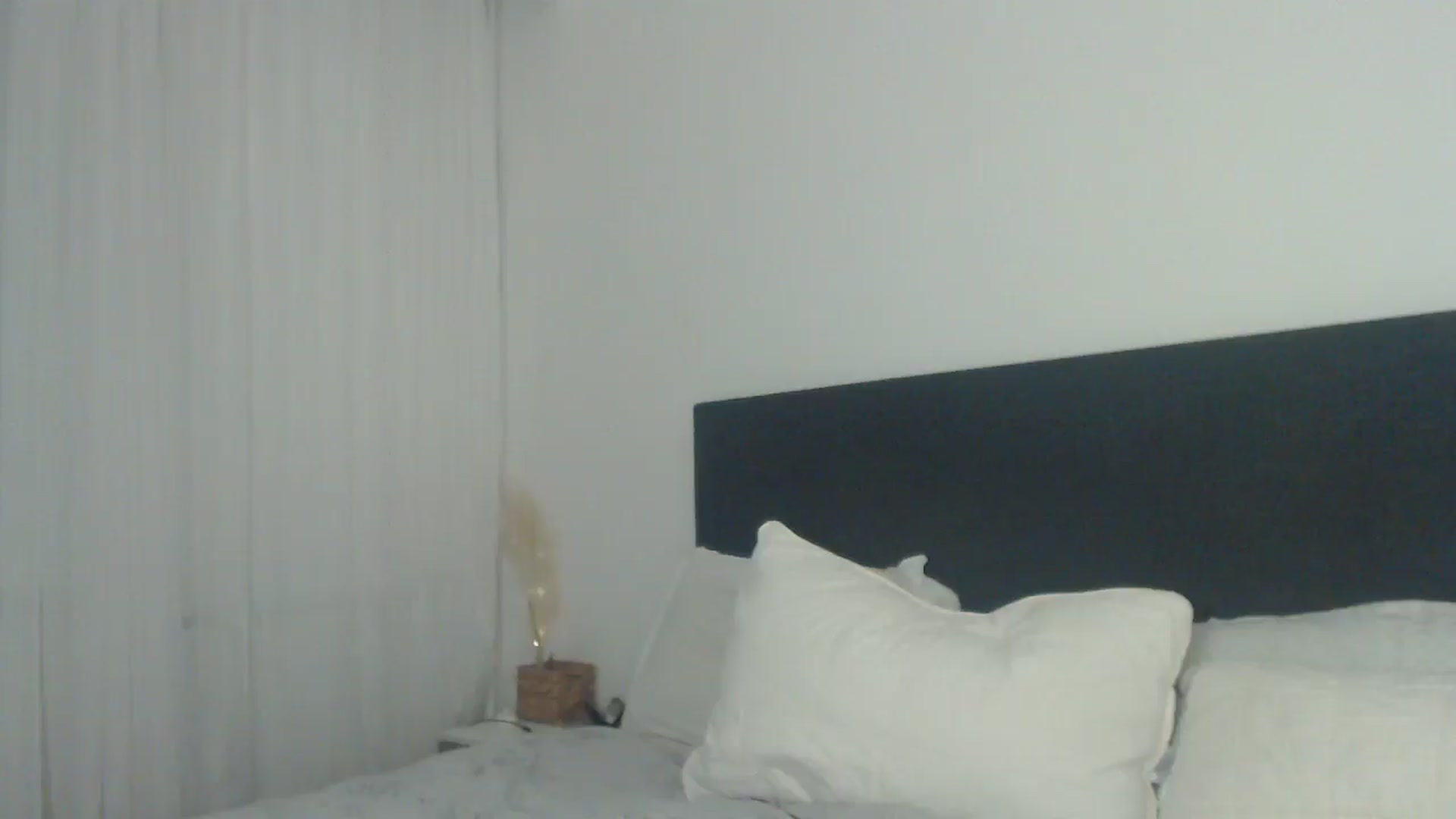 Gallery image thumbnail from ASweetJessie's myfreecams stream on, 05/15/2025, 18:53 image 18 of 20