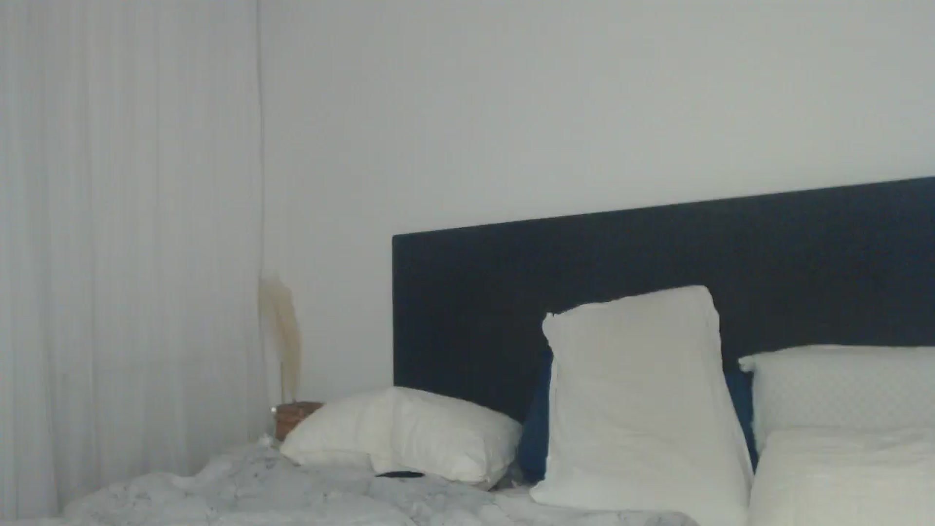 Gallery image thumbnail from ASweetJessie's myfreecams stream on, 05/19/2025, 08:03 image 6 of 20