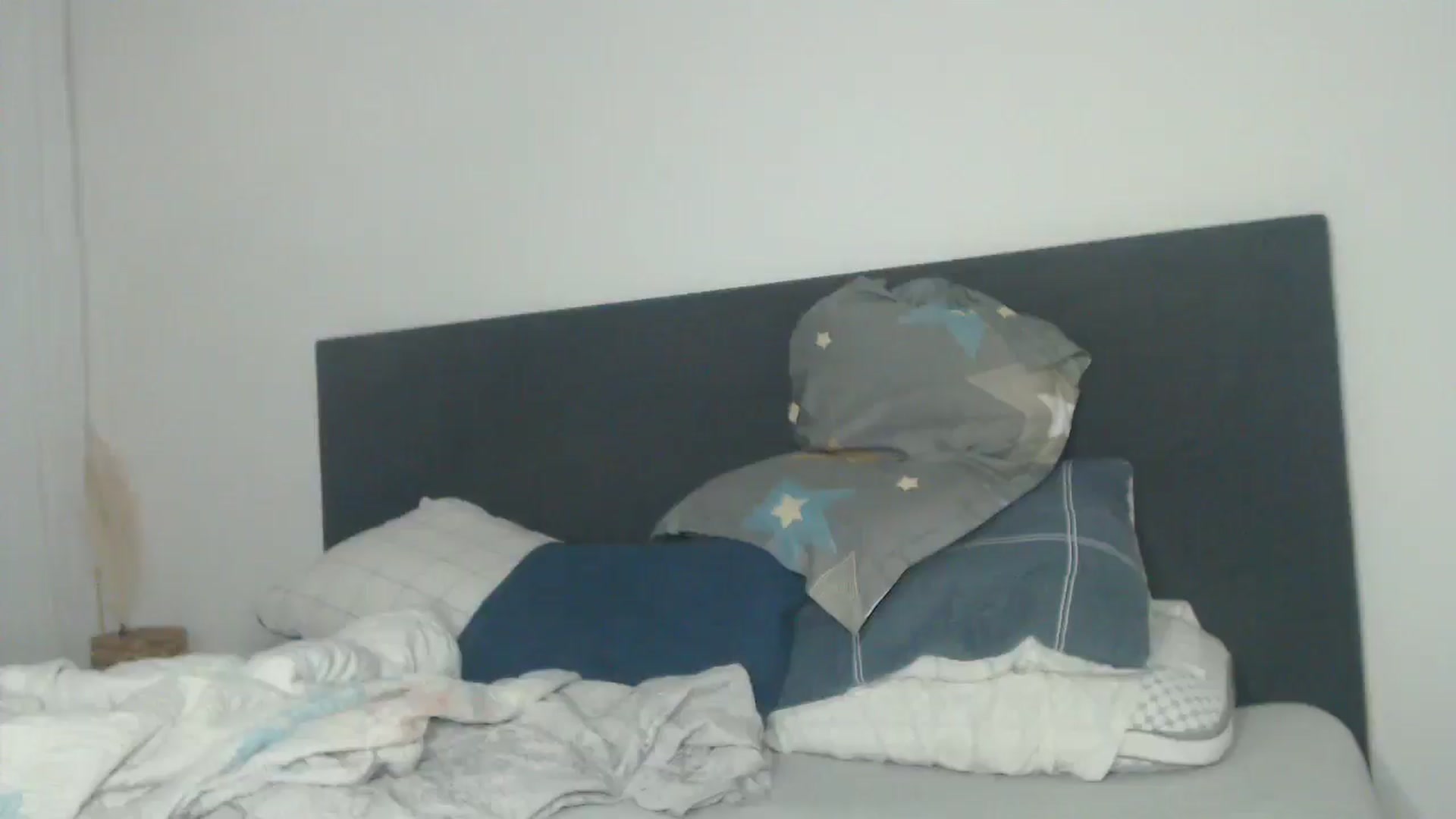 Gallery image thumbnail from ASweetJessie's myfreecams stream on, 05/29/2025, 08:13 image 6 of 20