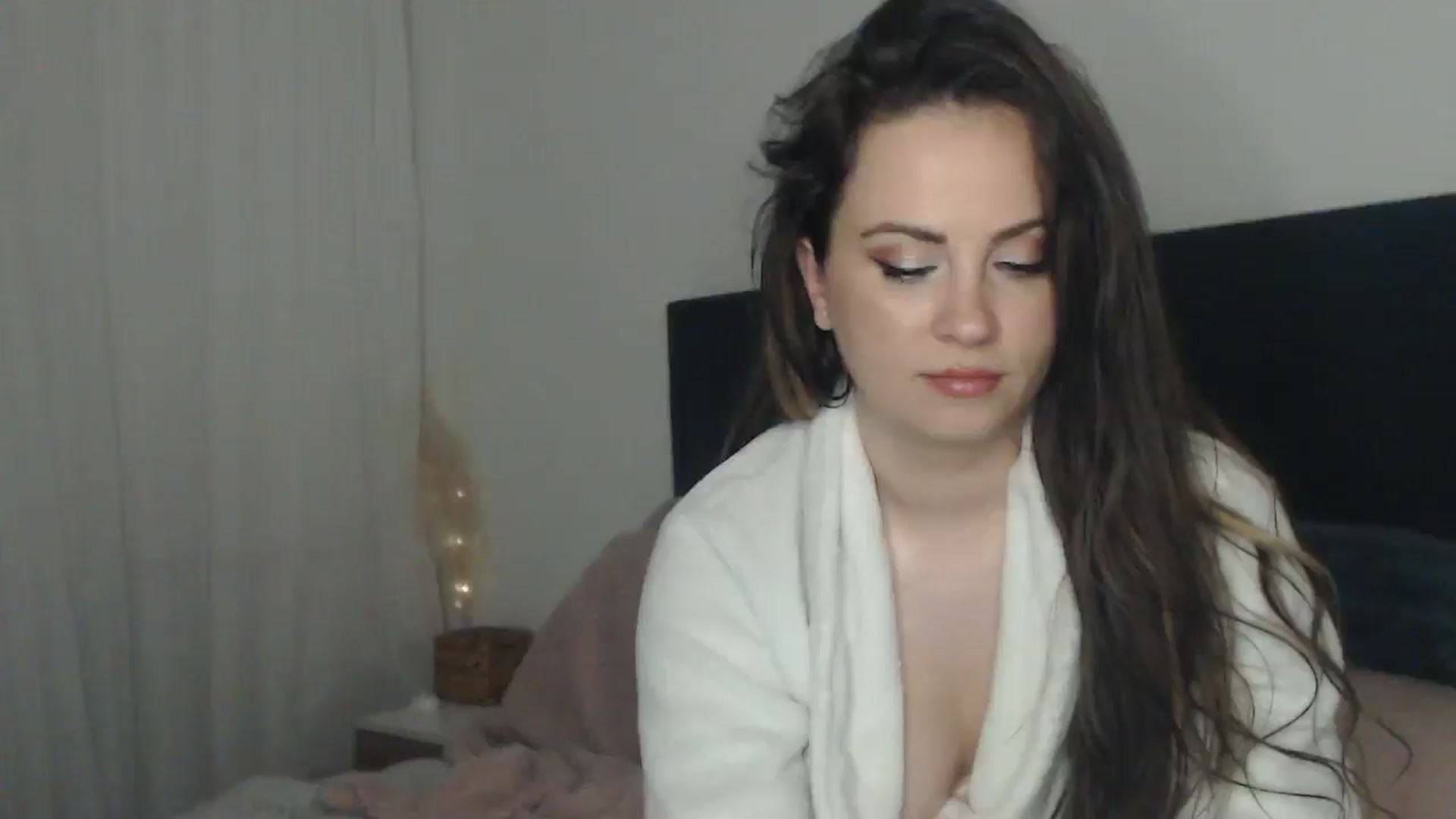 Gallery image thumbnail from ASweetJessie's myfreecams stream on, 05/30/2025, 19:19 image 18 of 20
