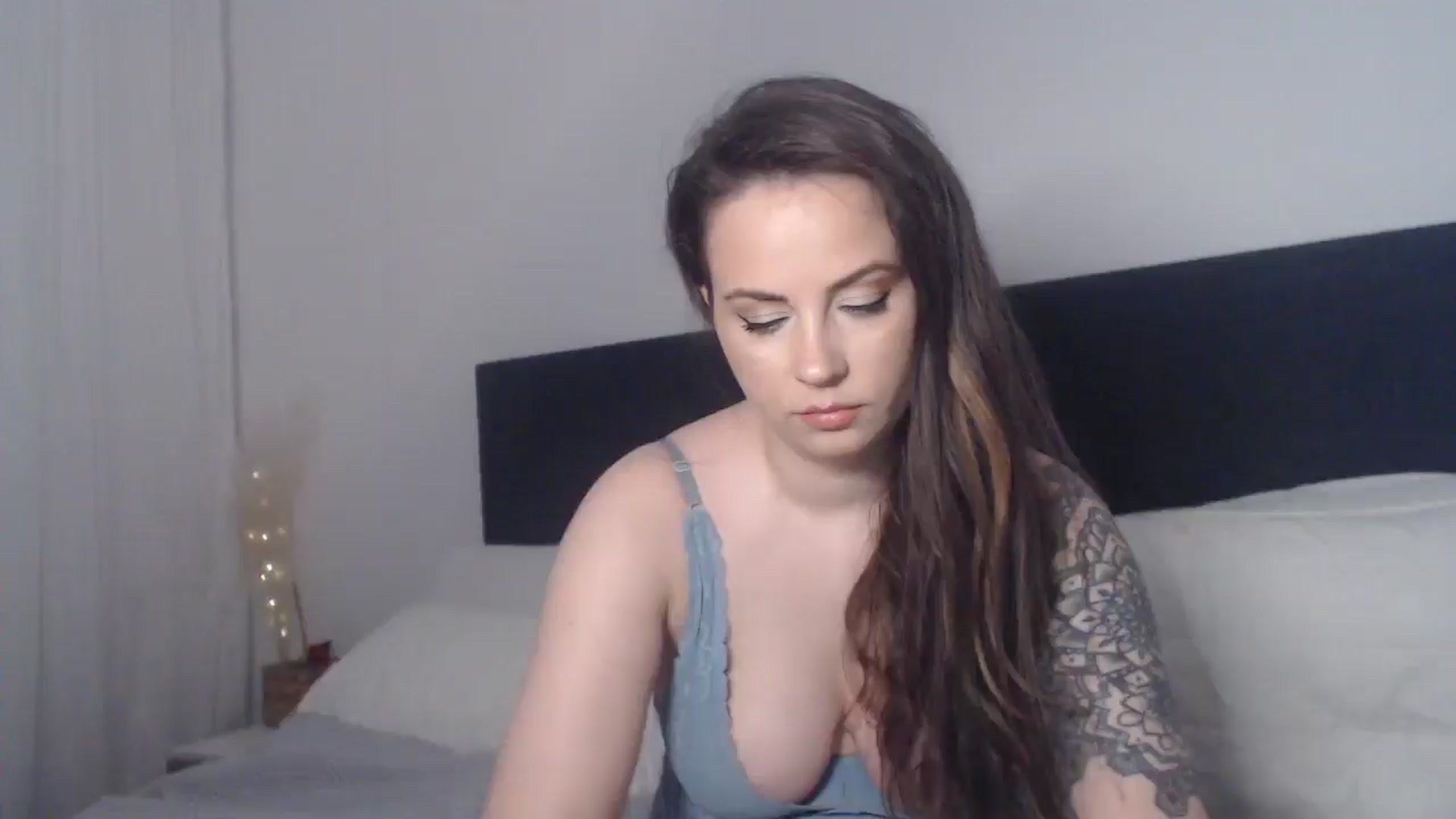 Gallery image thumbnail from ASweetJessie's myfreecams stream on, 06/17/2025, 16:57 image 1 of 20