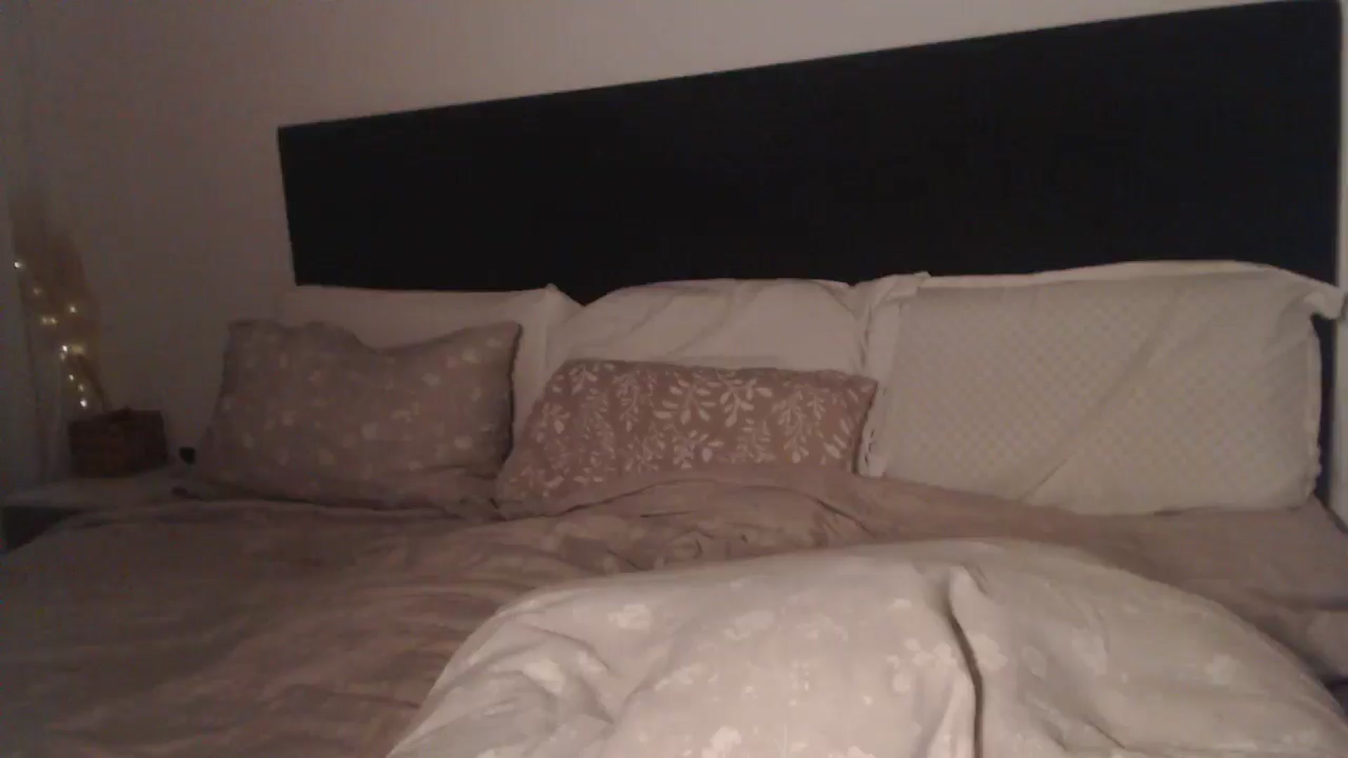 Gallery image thumbnail from ASweetJessie's myfreecams stream on, 07/11/2025, 18:07 image 8 of 20