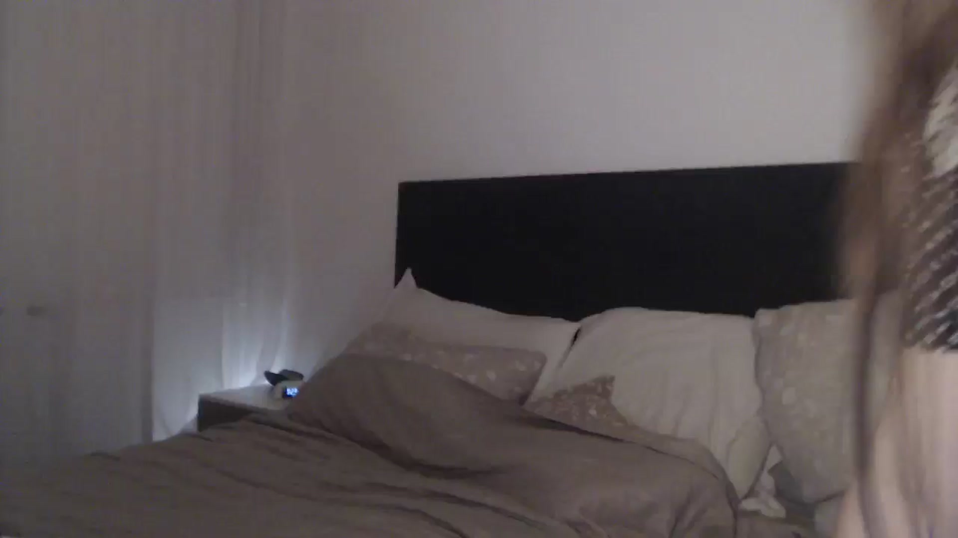 Gallery image thumbnail from ASweetJessie's myfreecams stream on, 08/27/2025, 19:17 image 9 of 20