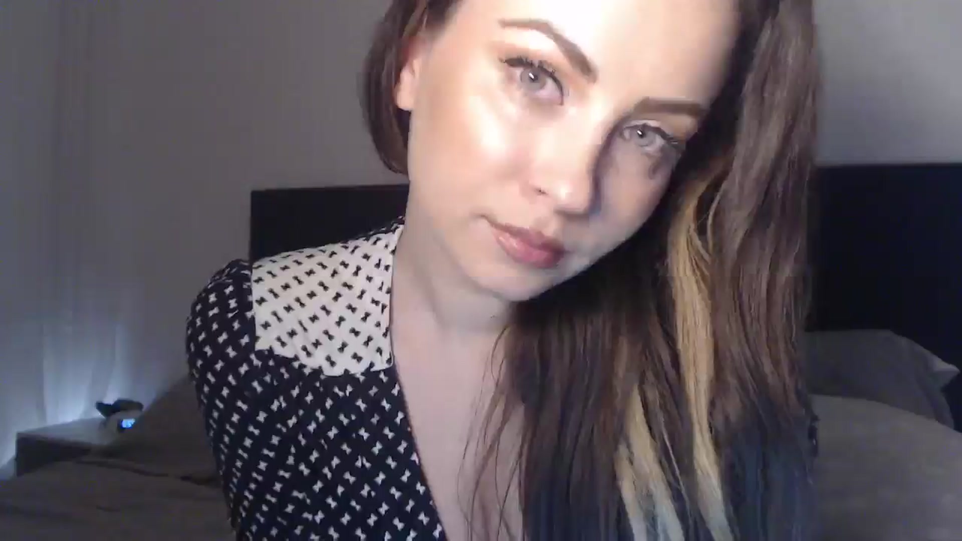 Gallery image thumbnail from ASweetJessie's myfreecams stream on, 08/27/2025, 19:17 image 3 of 20