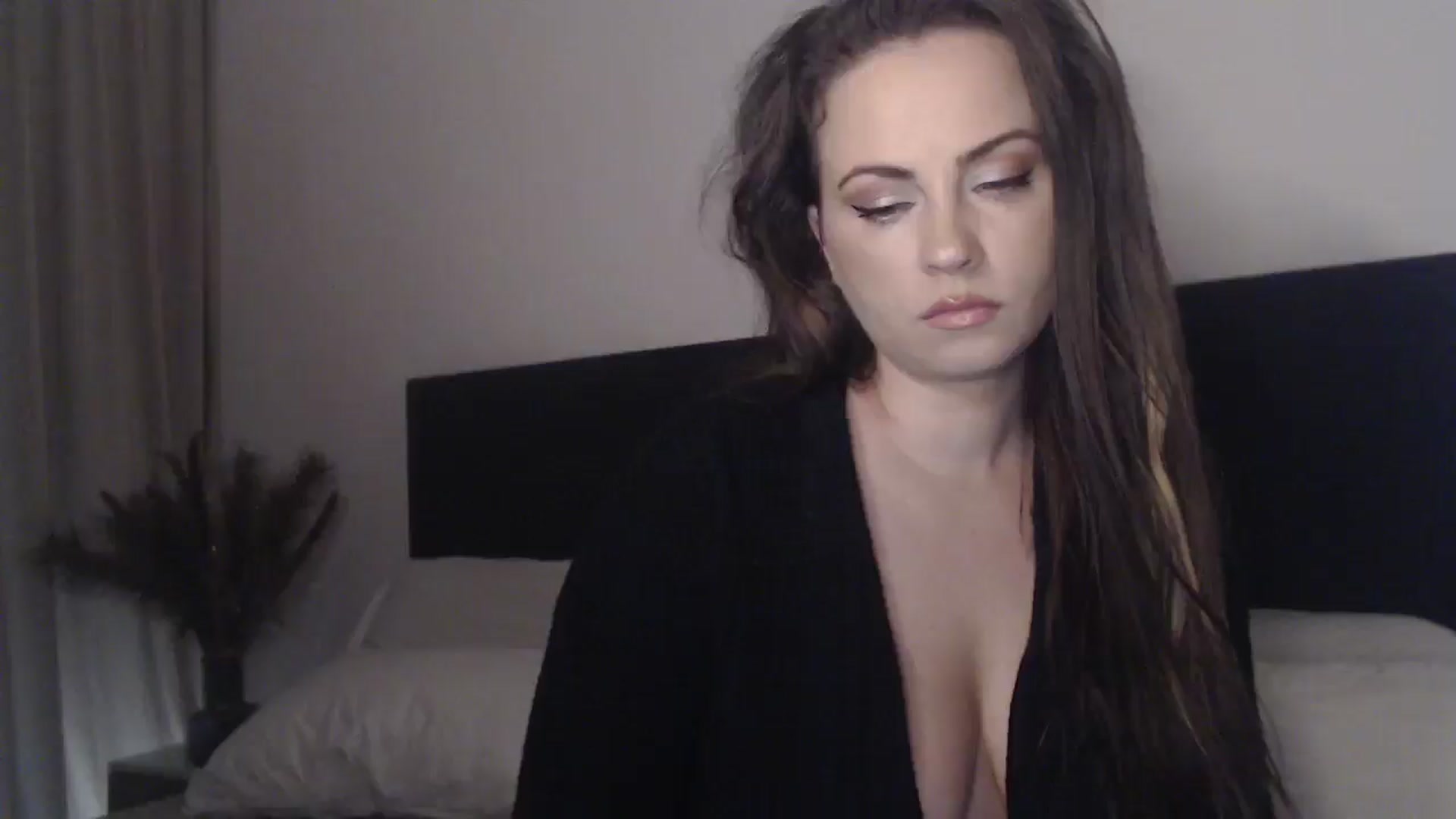 Gallery image thumbnail from ASweetJessie's myfreecams stream on, 09/21/2025, 17:38 image 6 of 20