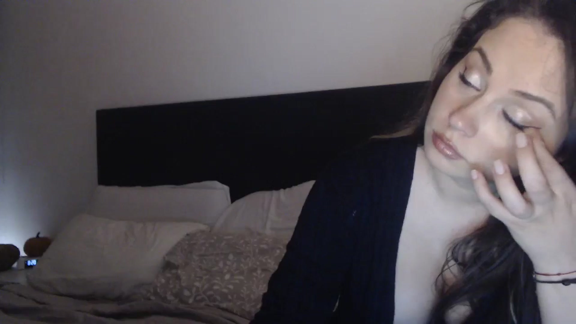 Gallery image thumbnail from ASweetJessie's myfreecams stream on, 09/29/2025, 17:38 image 3 of 20