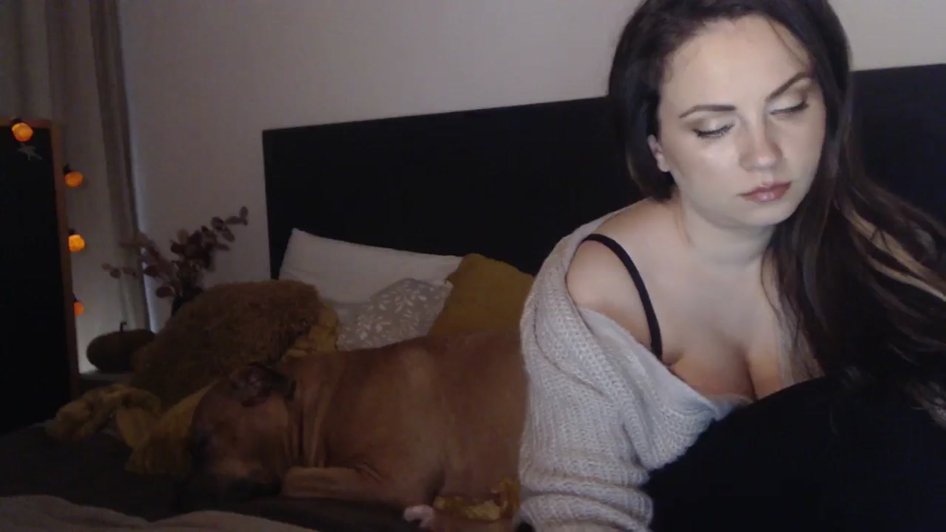 Gallery image thumbnail from ASweetJessie's myfreecams stream on, 10/08/2025, 16:25 image 6 of 20