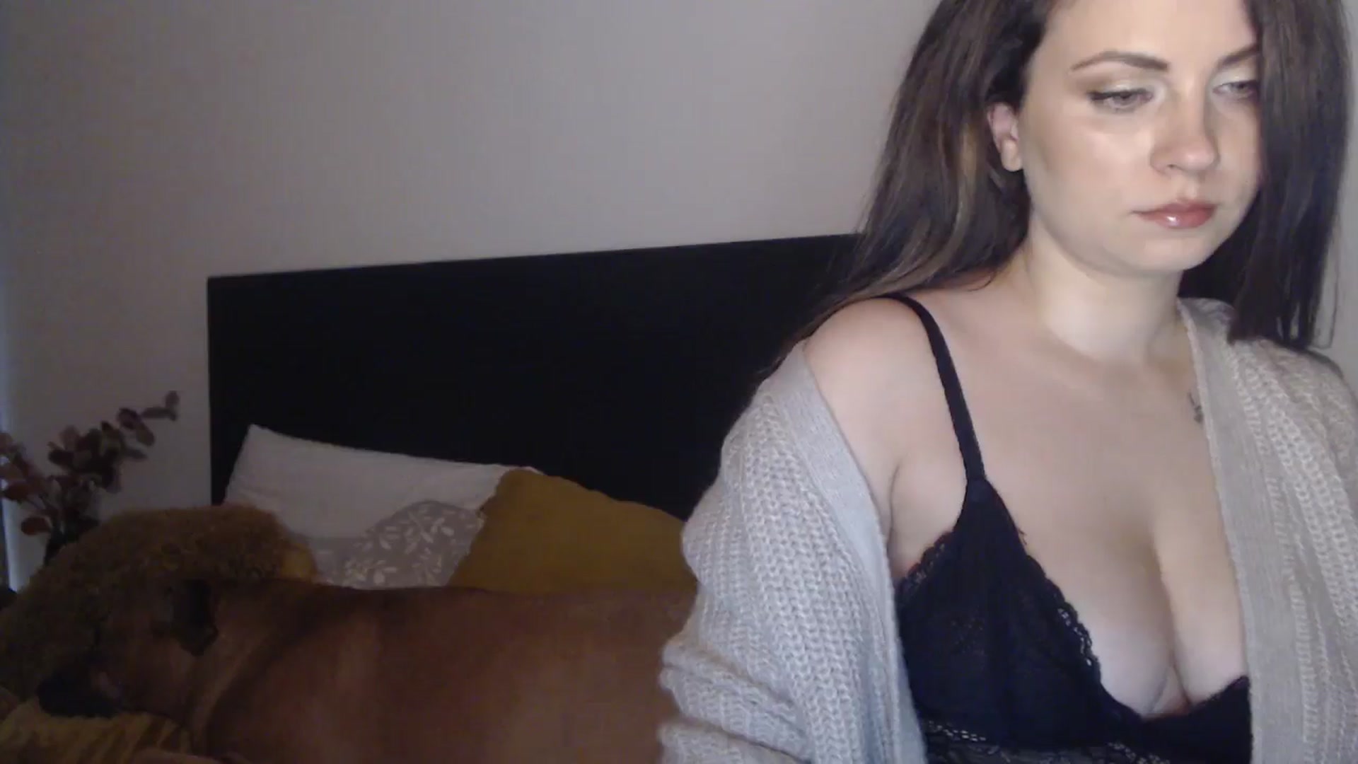 Gallery image thumbnail from ASweetJessie's myfreecams stream on, 10/08/2025, 16:25 image 3 of 20