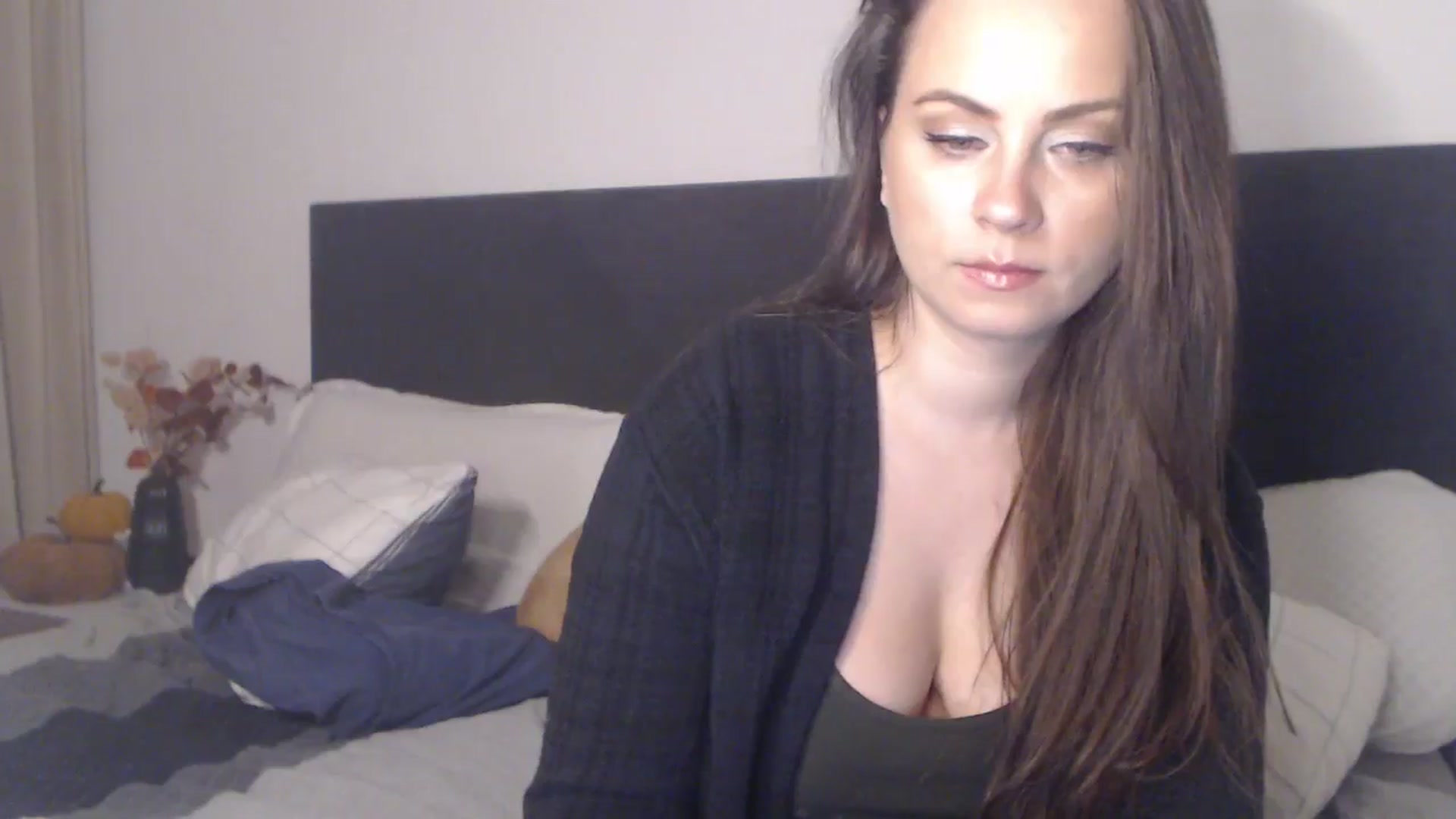 Gallery image thumbnail from ASweetJessie's myfreecams stream on, 10/15/2025, 18:51 image 3 of 20