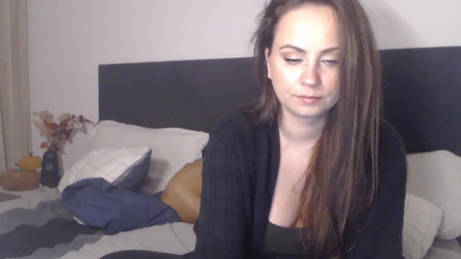 Gallery image thumbnail from ASweetJessie's myfreecams stream on, 10/15/2025, 18:51 image 19 of 20