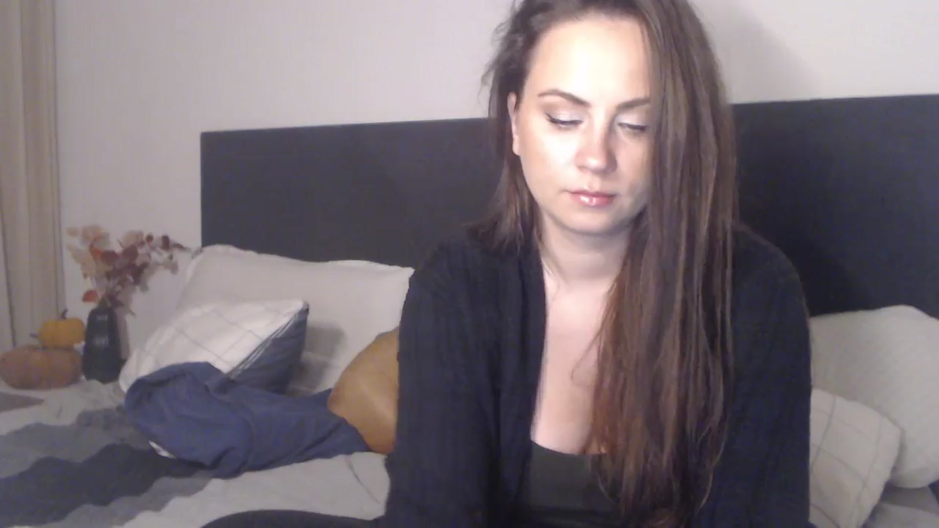Gallery image thumbnail from ASweetJessie's myfreecams stream on, 10/15/2025, 18:51 image 20 of 20